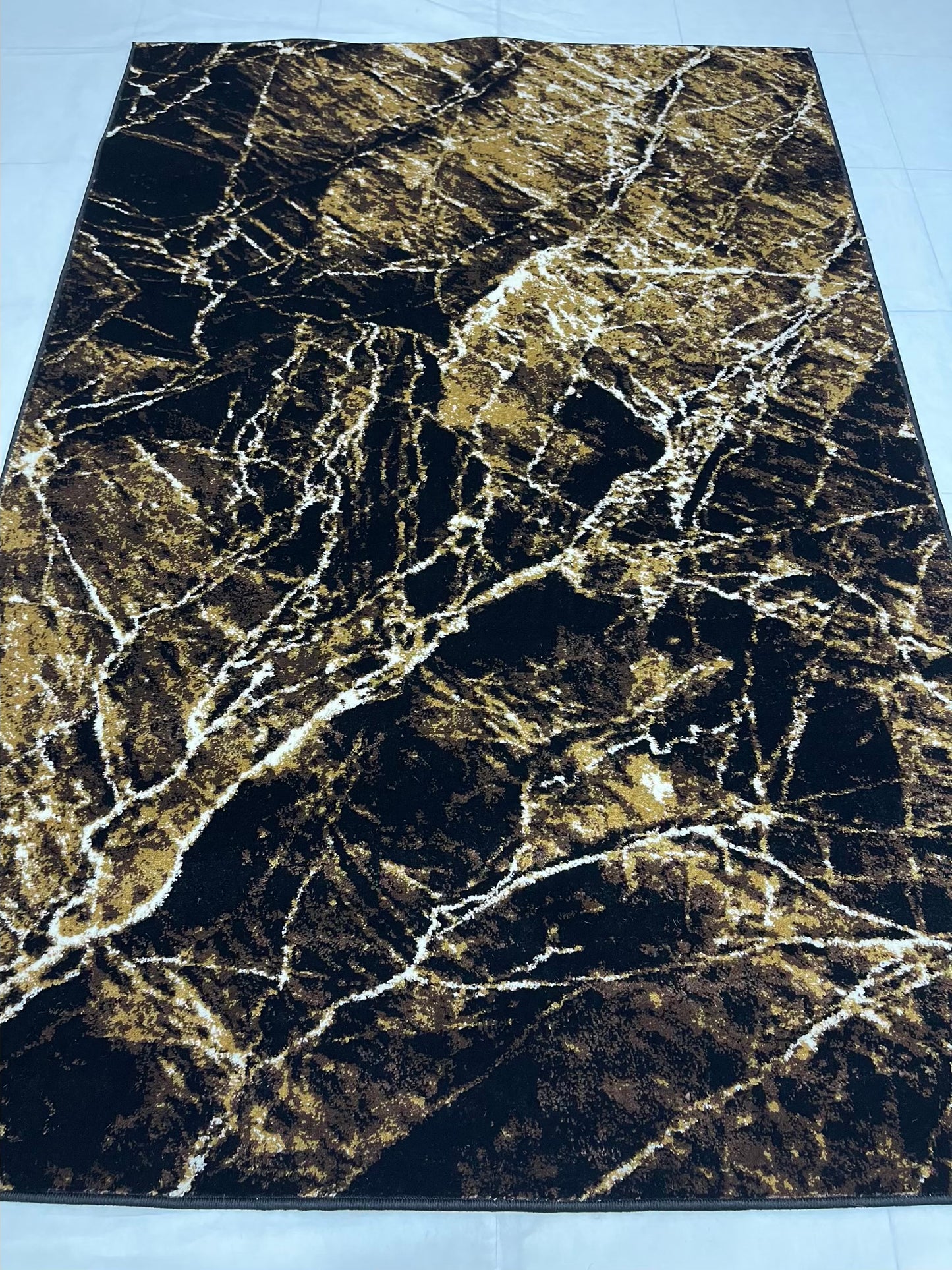 Modern polypropylene Rug,back woven(Article-1999-Black , Beige)
Size : 5ft width x 7.3ft length (150cm x 220cm)