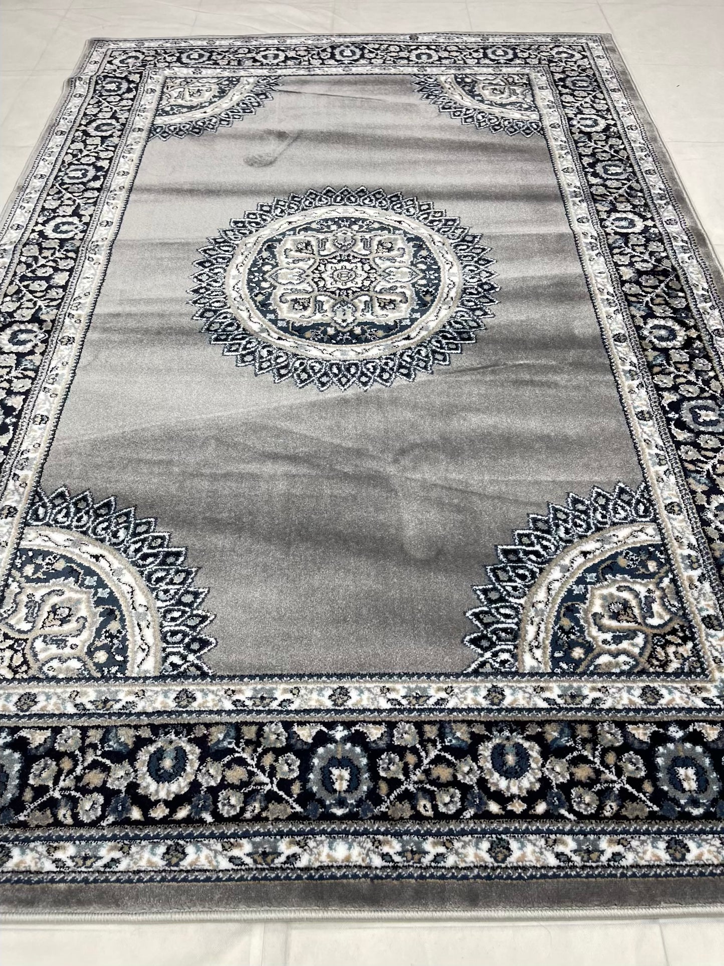 Persian Polypropylene Rug,back woven(Article-57-Grey)
Size : 5ft width x 7.3ft length (150cm x 220cm)