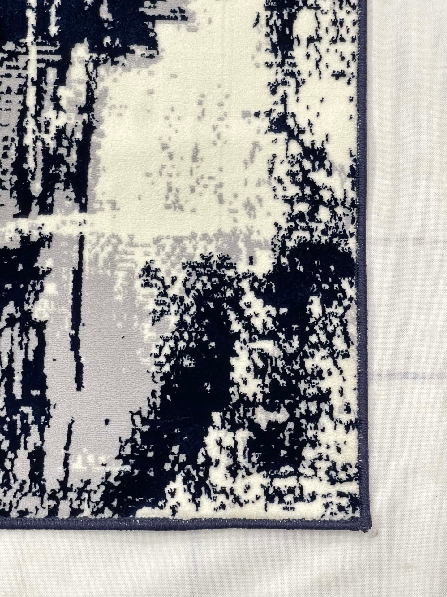 Polyester Silk.(Article-1604-Blue , offwhite)
Size : 6.6 ft width x 9.6 ft length ( 200 cm x 290 cm)