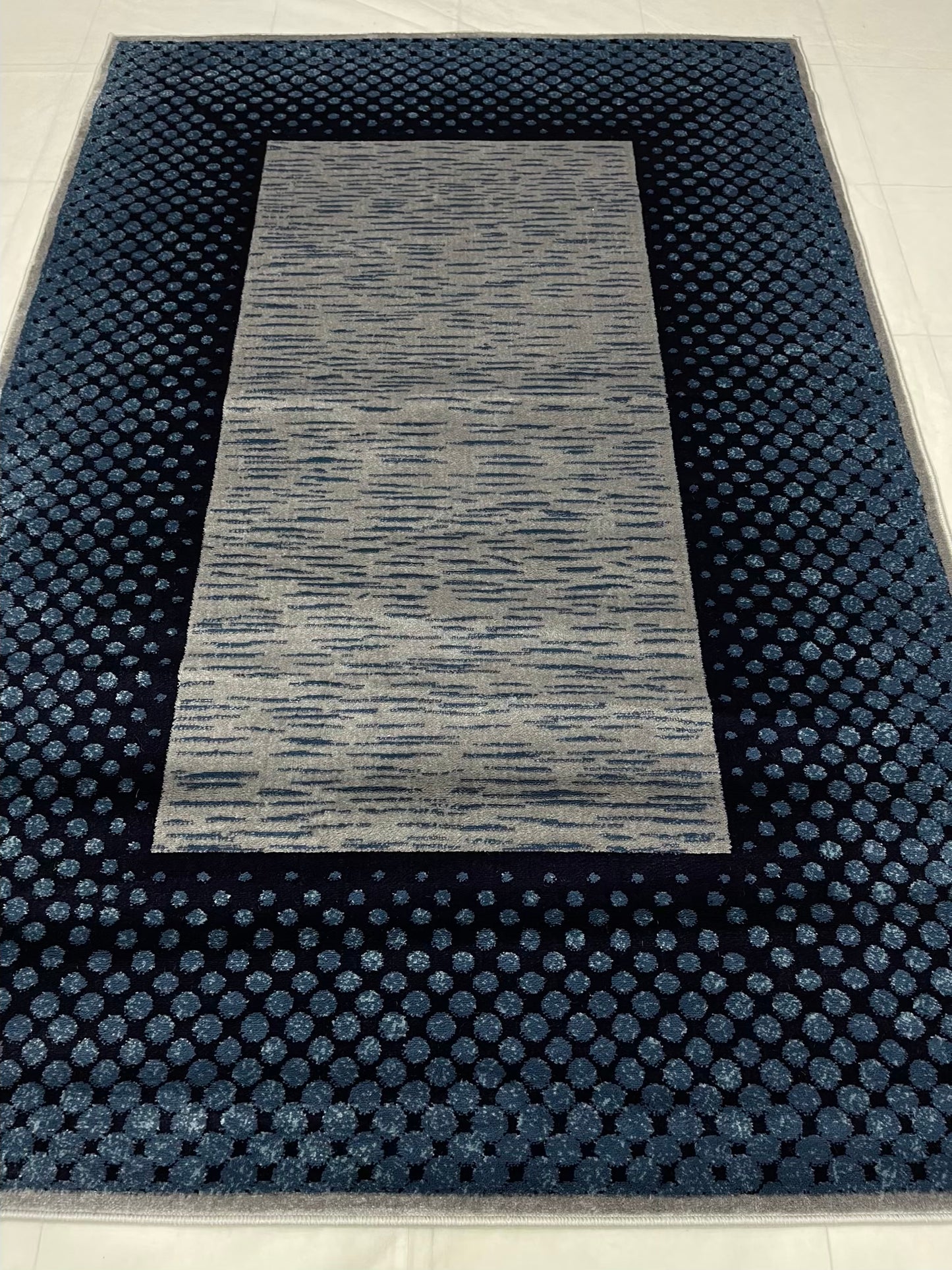 Modern polypropylene Rug,back woven(Article-1056-Grey) Size : 5ft width x 7.3ft length (150cm x 220cm)
