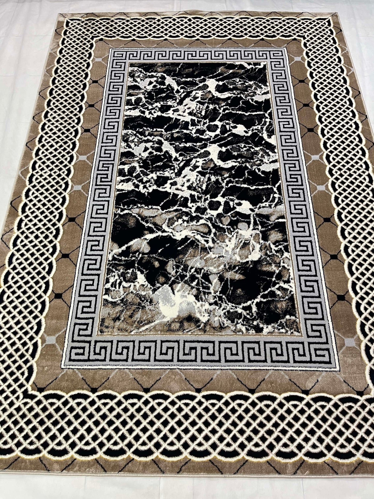 Polyester Silk.(Article-1607-Mink )
Size : 6.6 ft width x 9.6 ft length ( 200 cm x 290 cm)