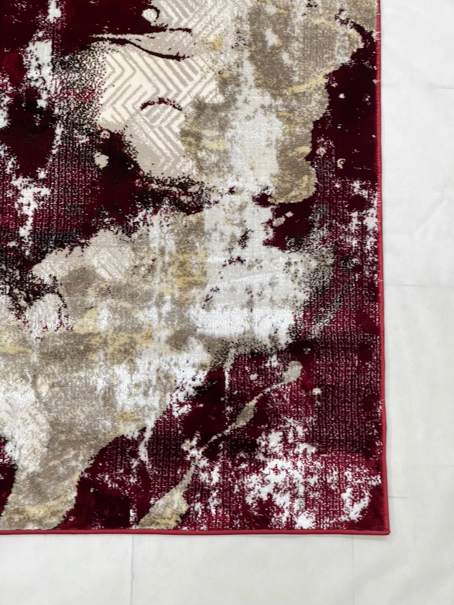 Turkish Top Quality Silk.(Article-1081-Red ) Size: 6.6 ft width x 9.6 ft length (200cm x 290cm)