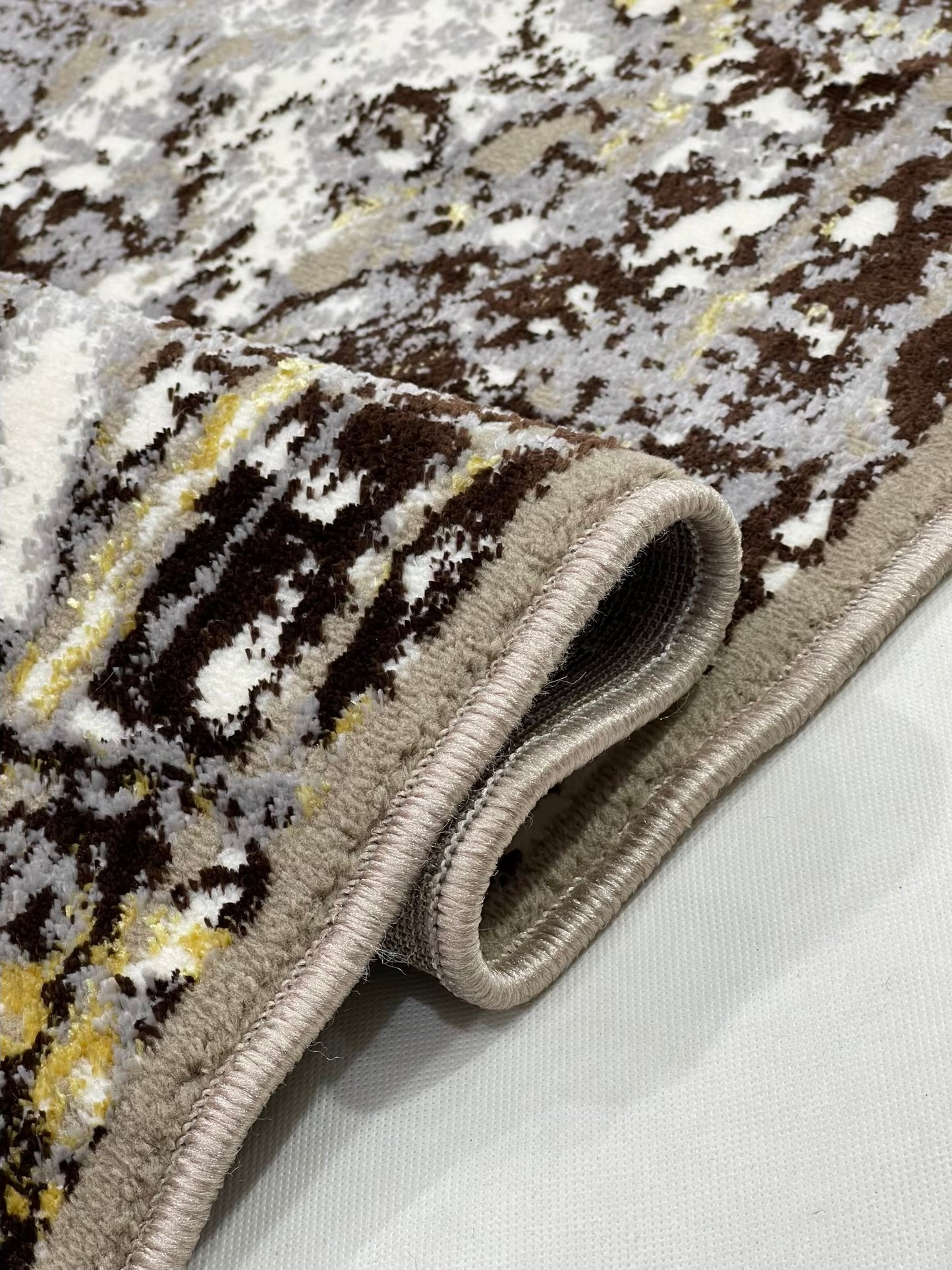 Pakistani Silk Woven Rug.(Article-1466-Light Beige , Gold ) Size : 5ft width  x 7.3ft length (150cm x 220cm)