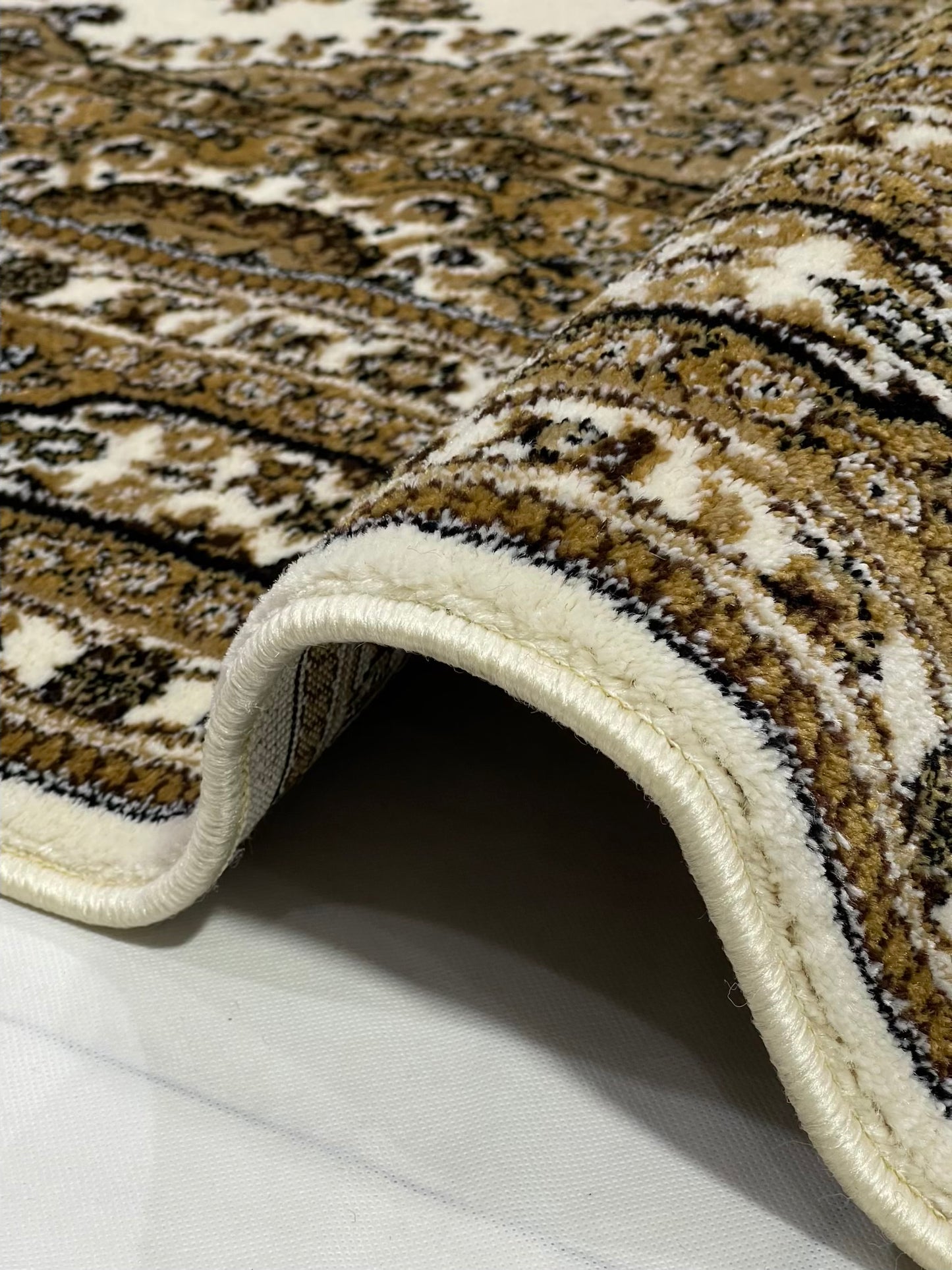 Persian polypropylene Rug,back woven
(Article-23-Off white)