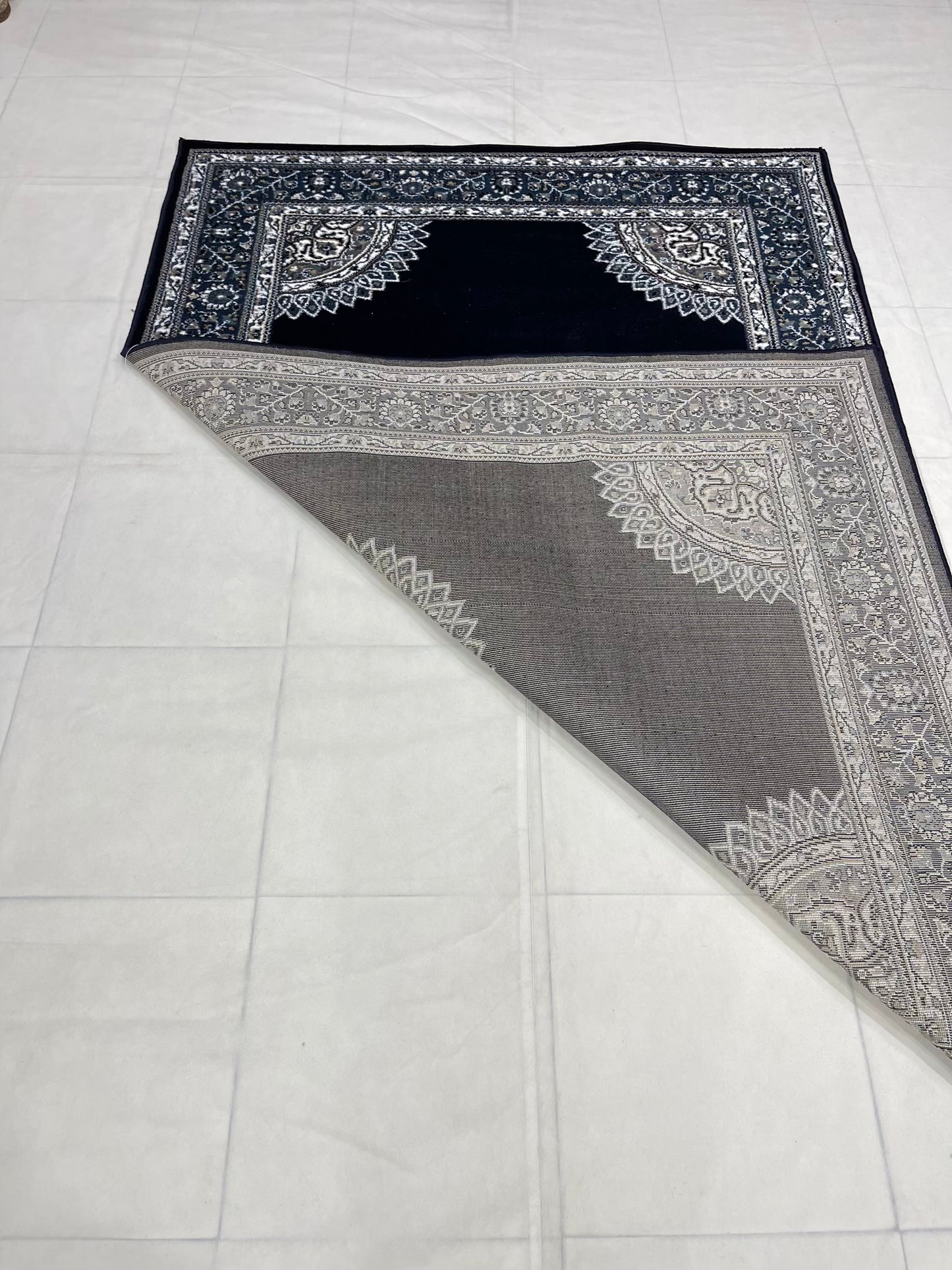 Persian Polypropylene Rug,back woven(Article-27-Blue)
Size : 5ft width x 7.3ft length (150cm x 220cm)