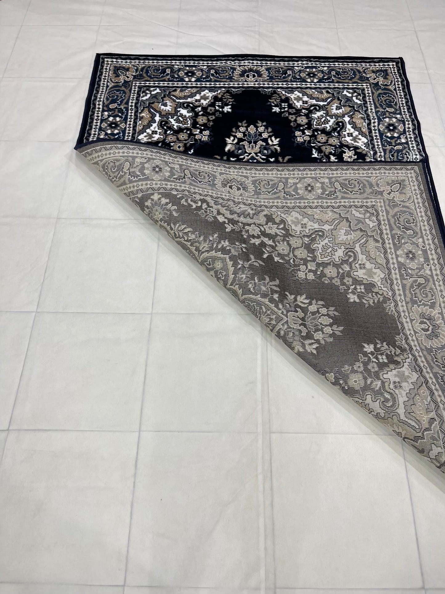 Persian polypropylene Rug,back woven(Article-35-Blue )
Size : 5ft width x 7.3ft length (150cm x 220cm)