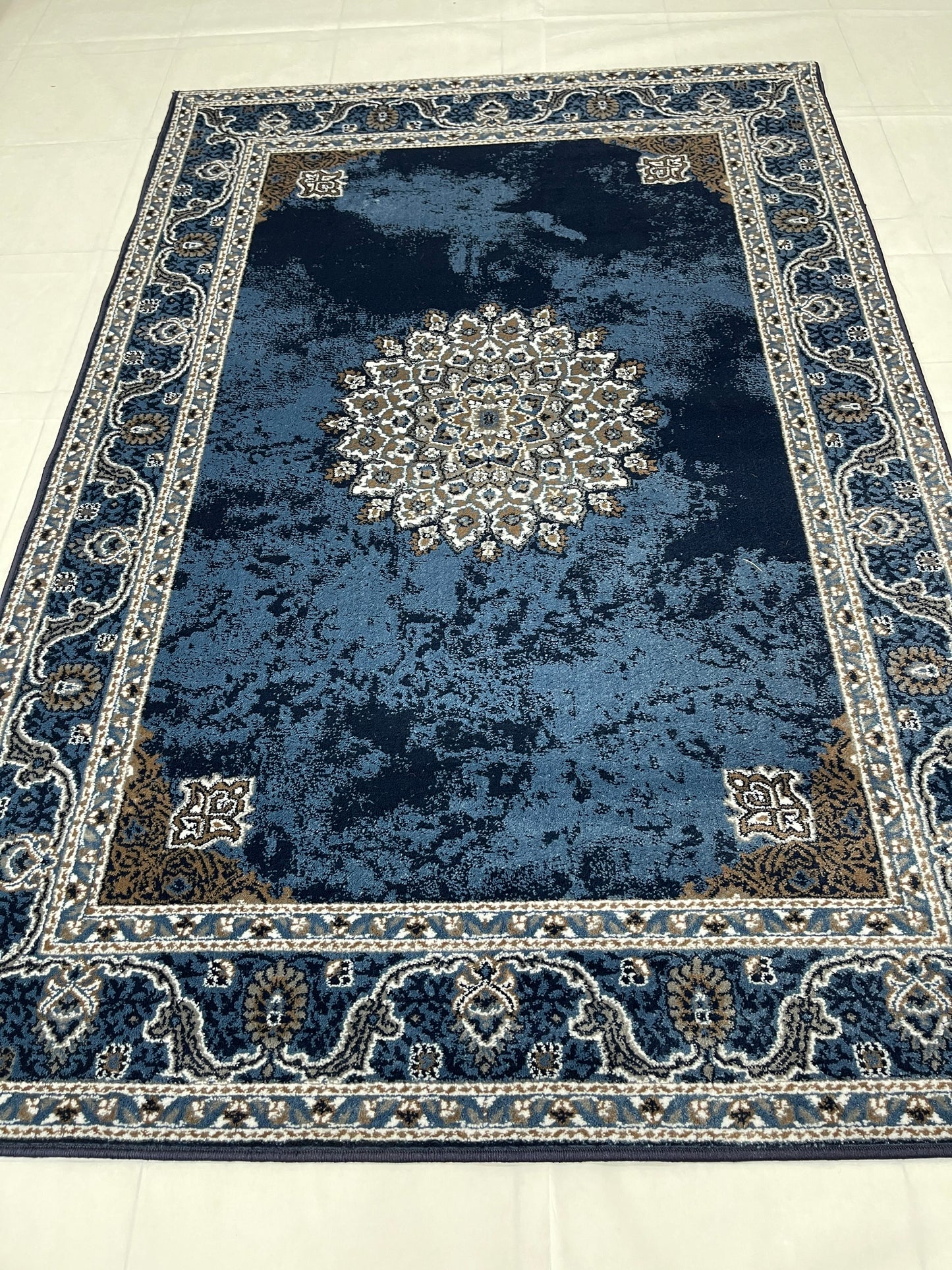 Persian Polypropylene Rug,back woven(Article-55-Blue)
Size : 5ft width x 7.3ft length (150cm x 220cm)