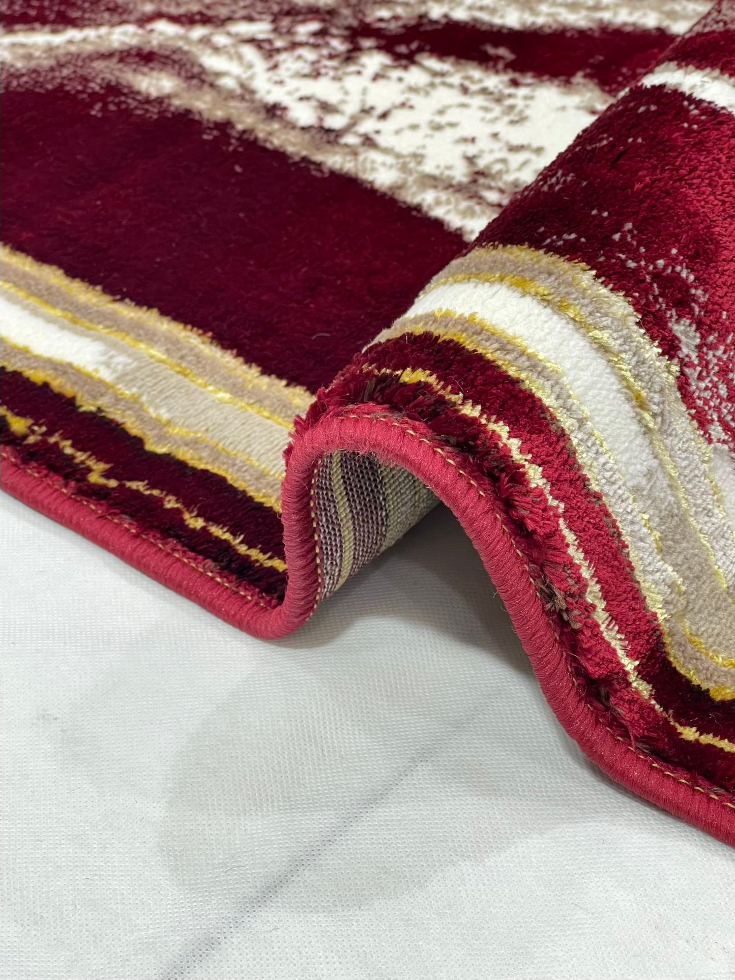 Pakistani Silk Woven Rug.(Article-1552-Red) Size : 4 ft width x 5.6 ft length