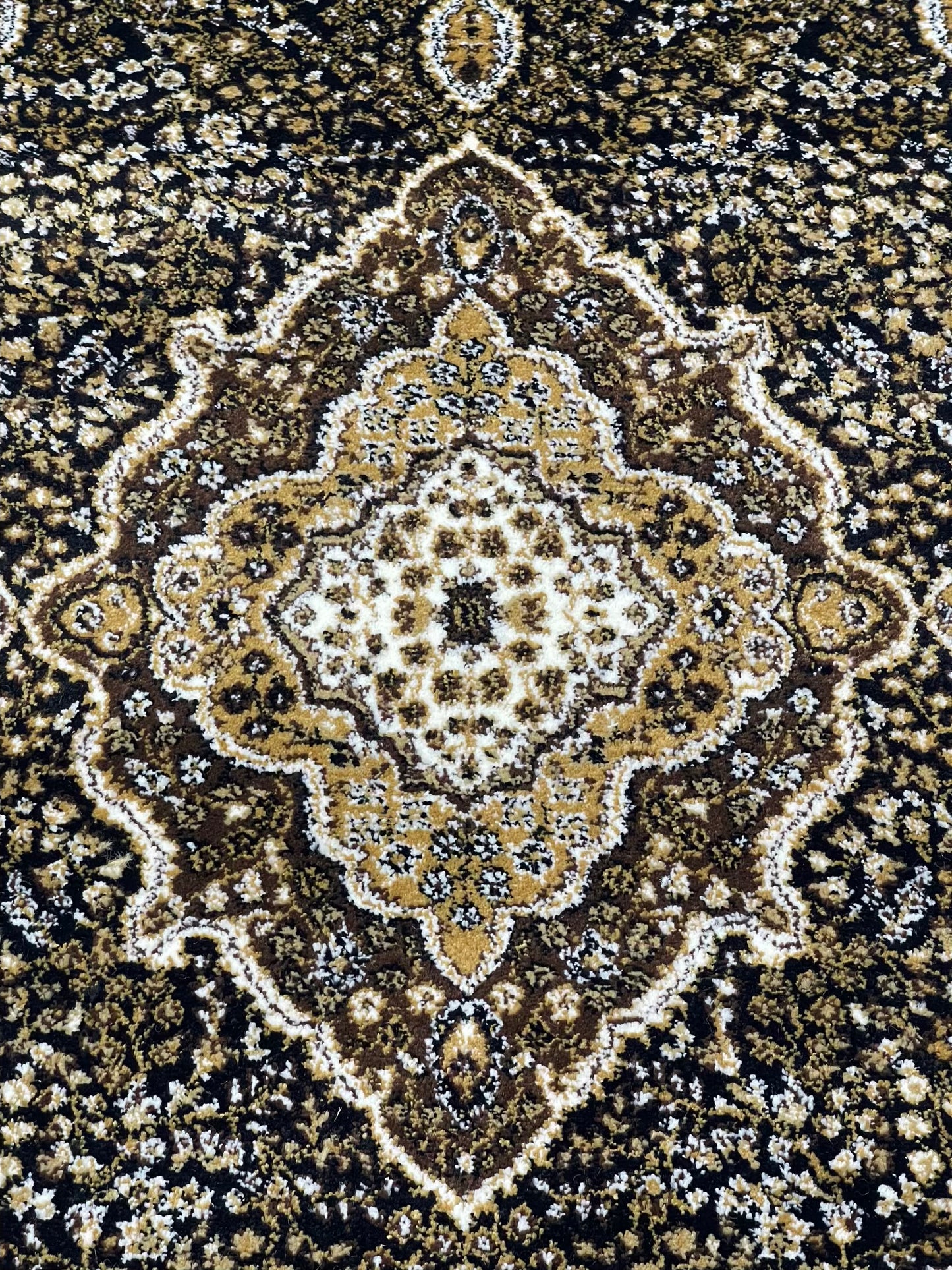 Black Persian Polypropylene Woven Runner.
Size : 2.6 ft width x 6.6 ft length
(80 cm x 200 cm)