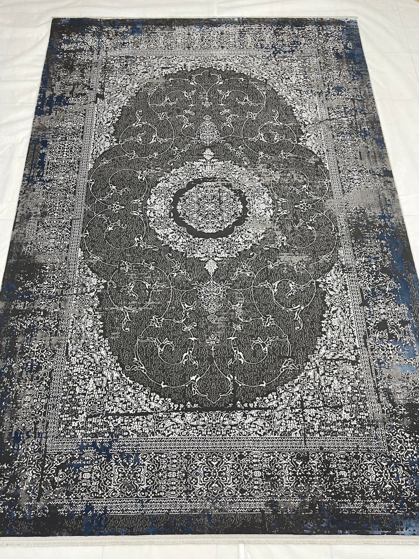 New Turkish Silk (Surya B)
Size: 6.6 ft width x 9.6 ft length (200cm x 290cm)
Article -629- Grey & Blue