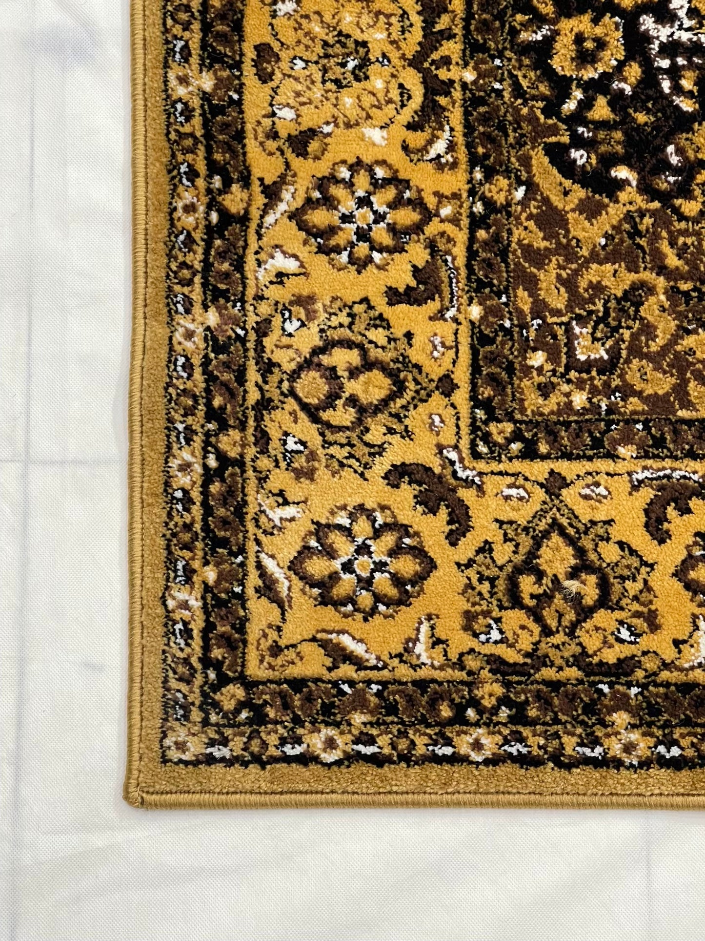 Persian polypropylene Rug,back woven(Article-01-Gold)
Size : 5ft width x 7.3ft length (150cm x 220cm)