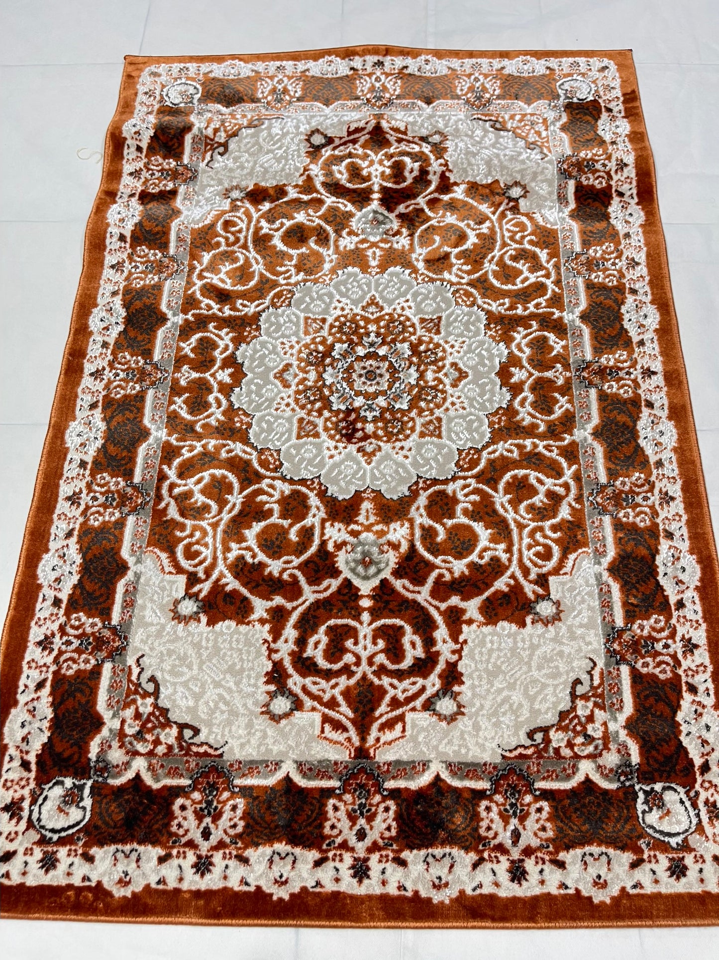 Turkish Top Quality Silk.(Article-1074-Rust) Size: 3 ft width x 5 ft length ( 100cm x 150cm)