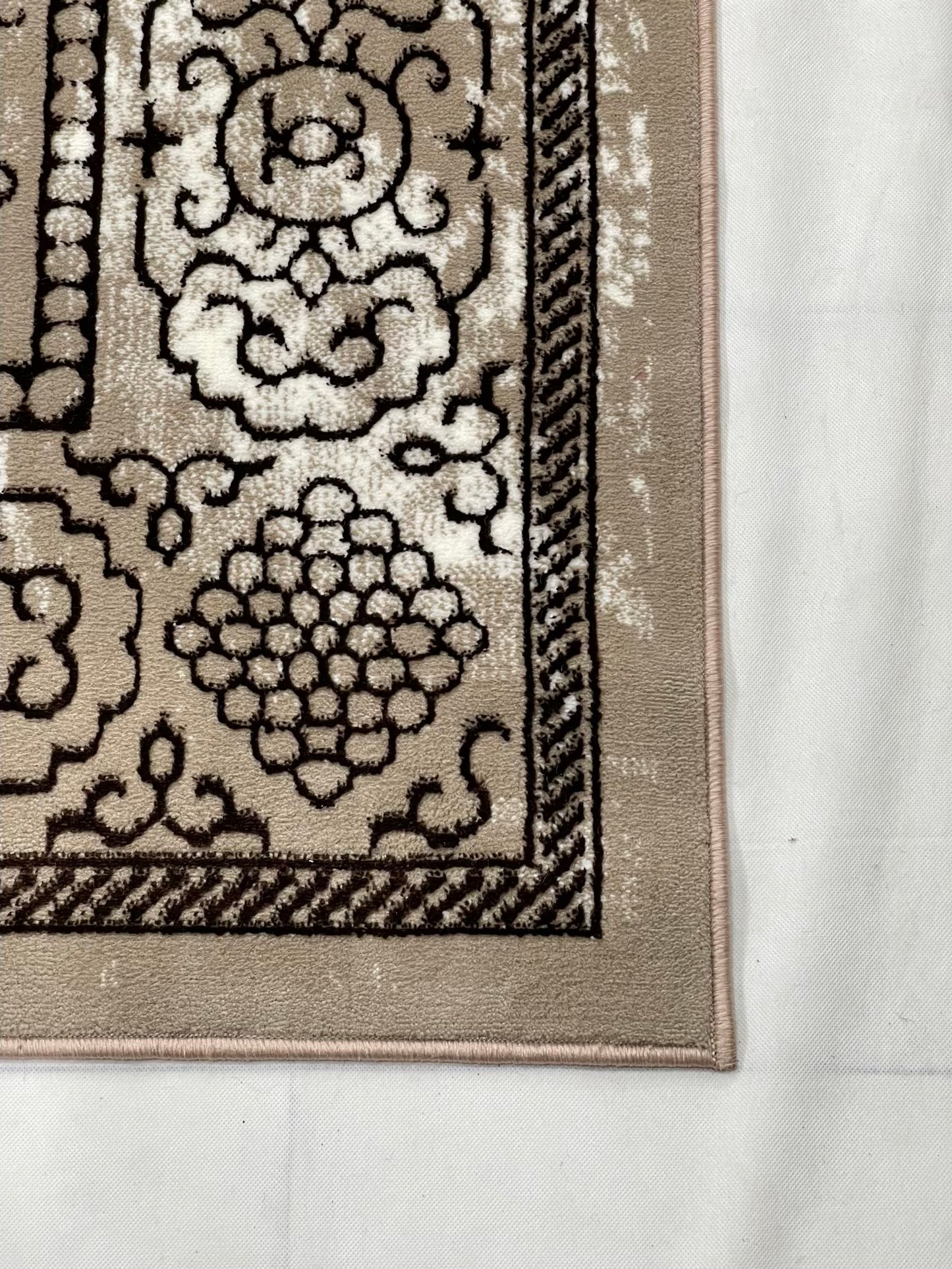 Polyester Silk.(Article-2571-beige ,Brown )
Size : 6.6 ft width x 9.6 ft length ( 200 cm x 290 cm)