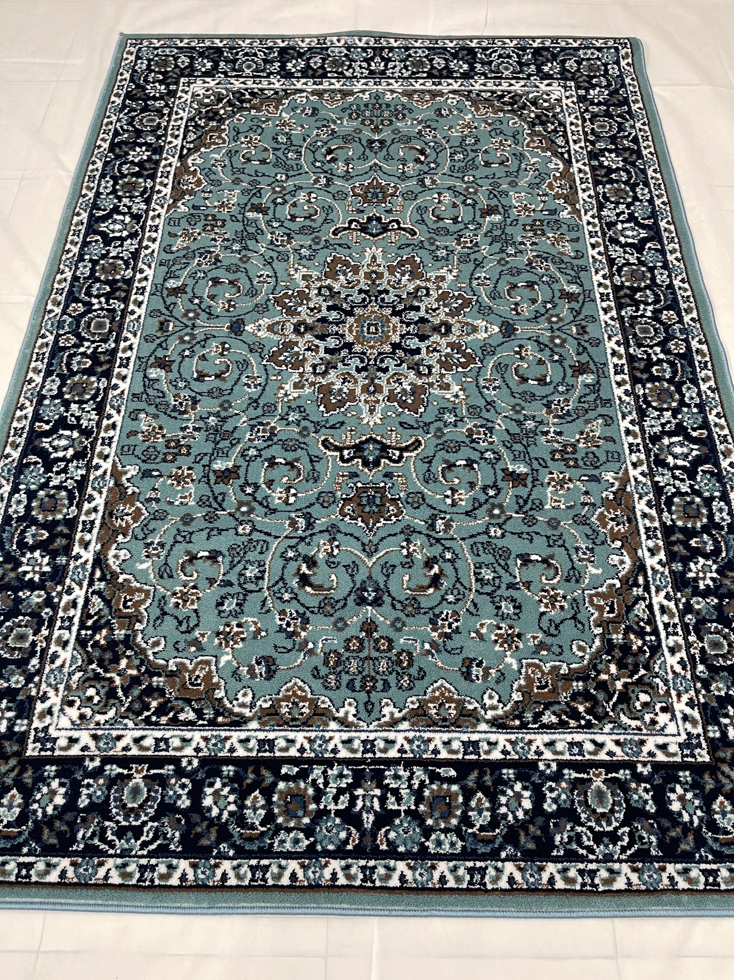Persian Polypropylene Rug,back woven(Article-19-Feroze)
Size : 5ft width x 7.3ft length (150cm x 220cm)