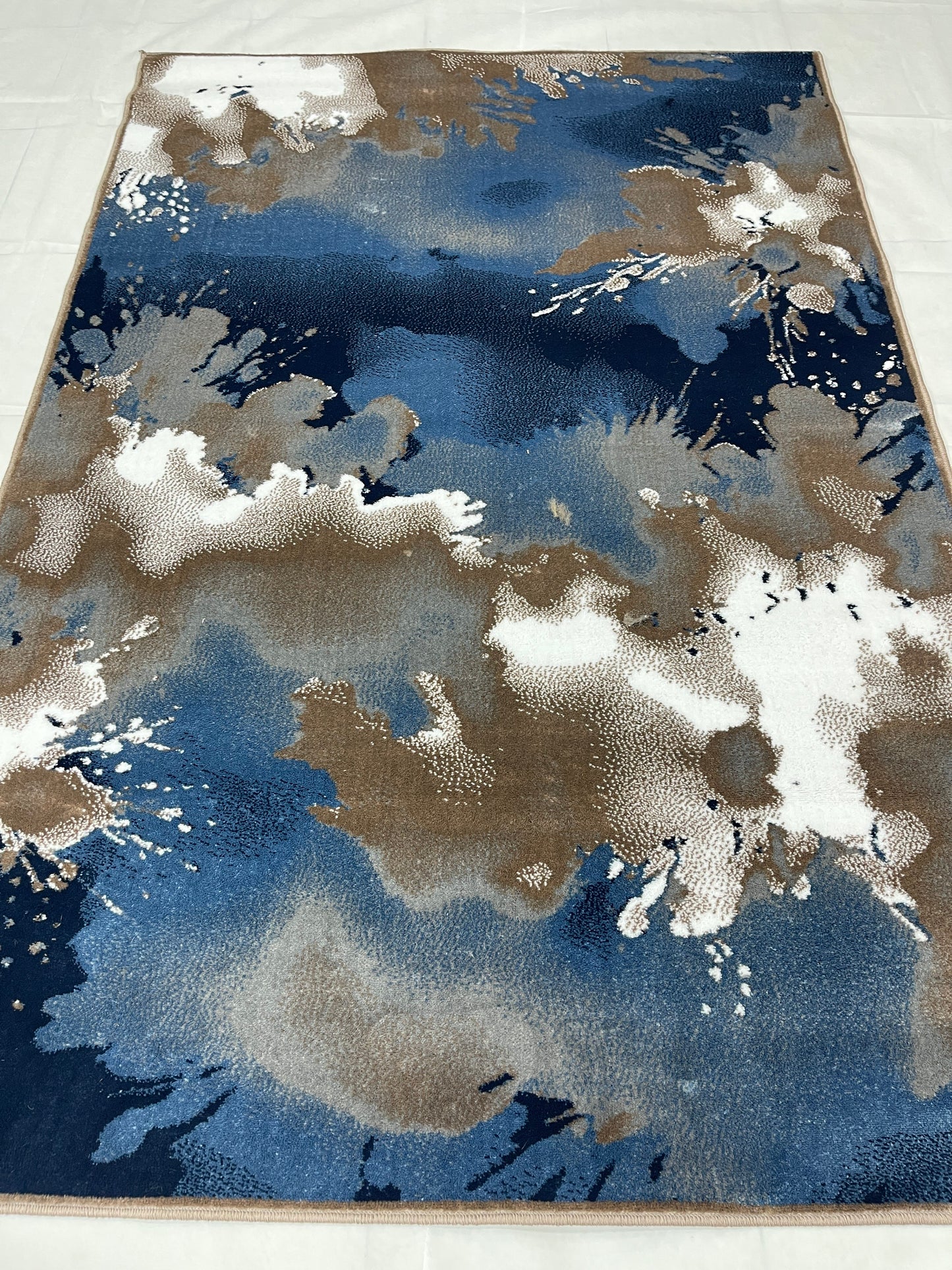 Modern polypropylene Rug,back woven(Article-6774-Mink ) Size : 5ft width x 7.3ft length (150cm x 220cm)