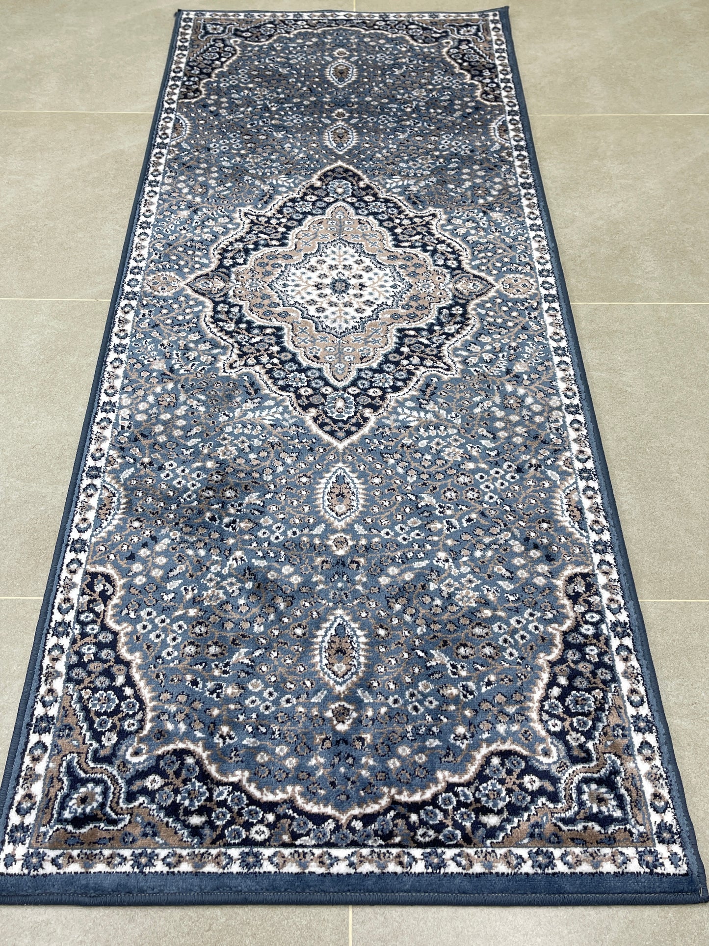 Blue Persian Polypropylene Woven Rug.
Size : 2.6 ft width x 6.6 ft length
(80 cm x 200cm)