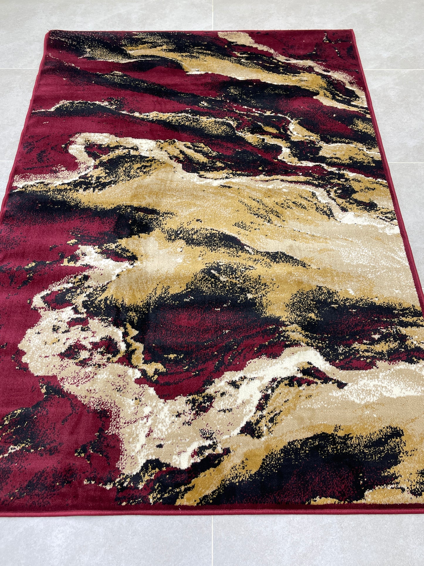 Modern polypropylene Rug,back woven(Article-6772-Red ) Size : 5ft width x 7.3ft length (150cm x 220cm)