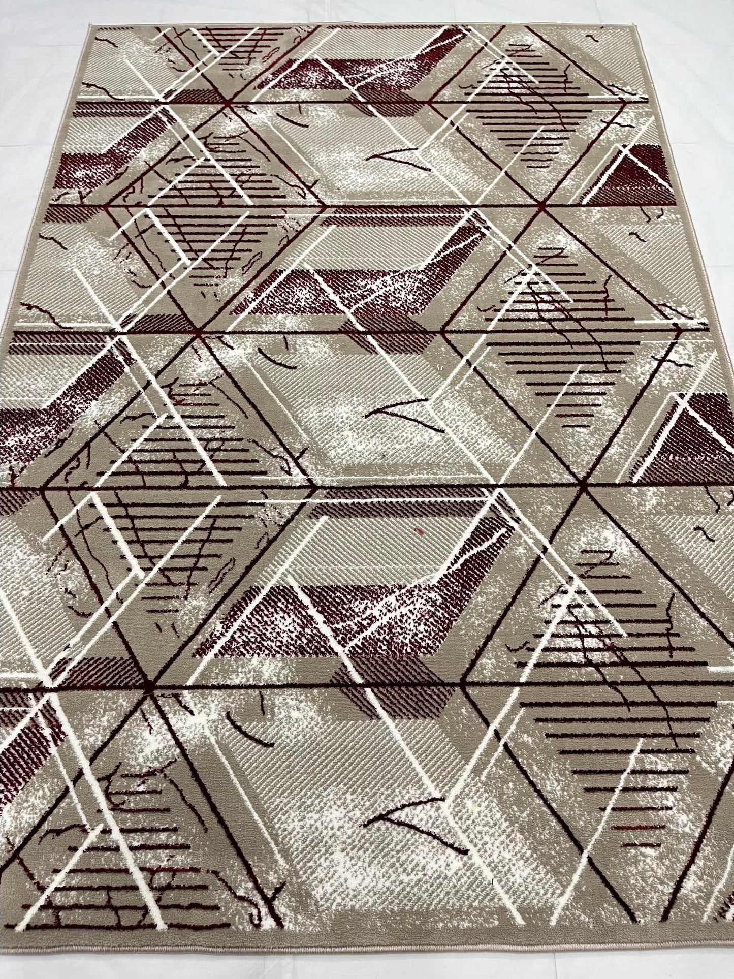 Pakistani Silk Woven Rug.(Article-1459-Light Beige , Red)
Size : 5ft width  x 7.3ft length (150cm x 220cm)