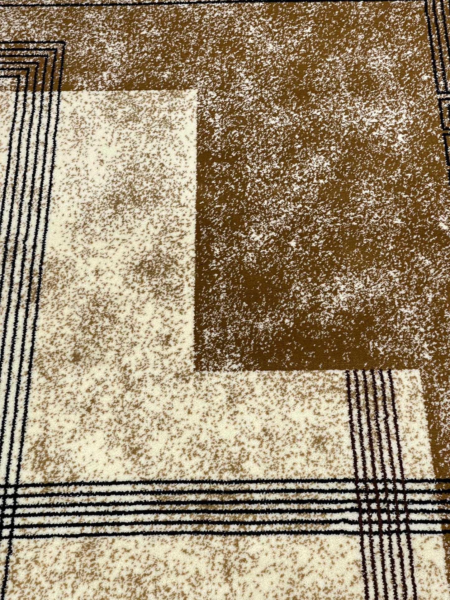 Modern Polypropylene Rug,back woven(Article-1825-Off white)
Size : 6ft width x 9.6 ft length ( 200 cm x 290cm)