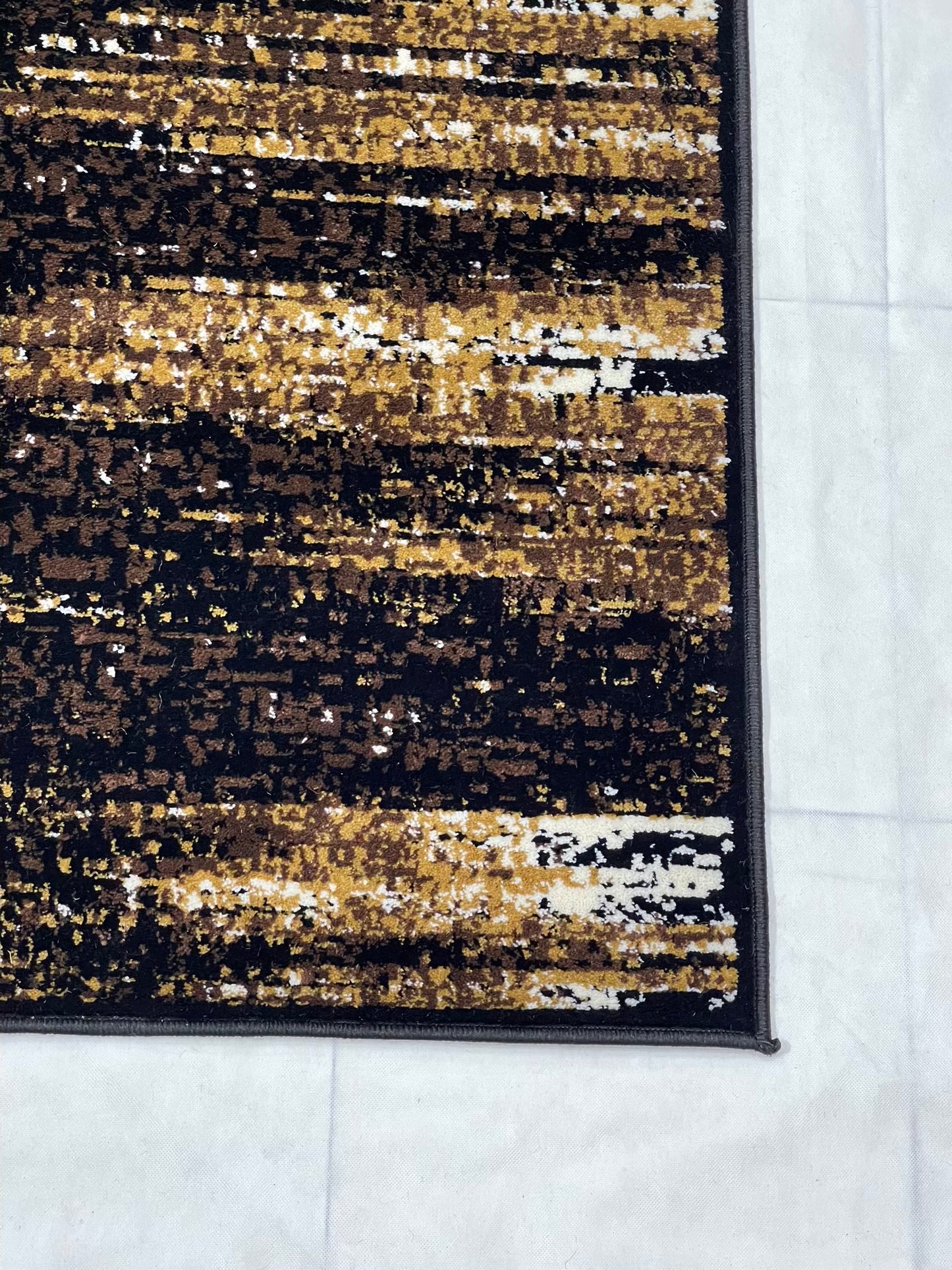 Modern polypropylene Rug,back woven(Article-670-Black)
Size : 5ft width x 7.3ft length (150cm x 220cm)