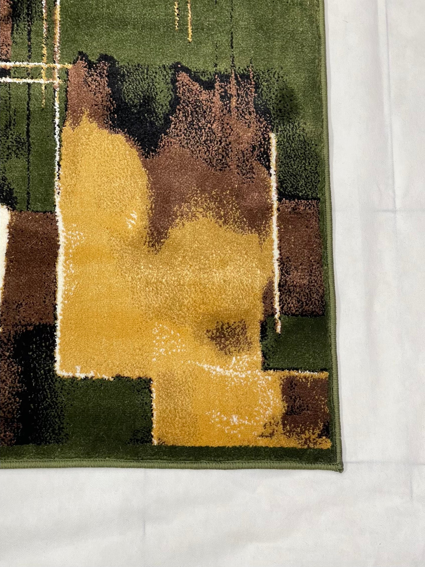 Modern polypropylene Rug,back woven(Article-1777-Green) Size : 5 ft width x 7.3 ft length ( 150 cm x 220 cm)
