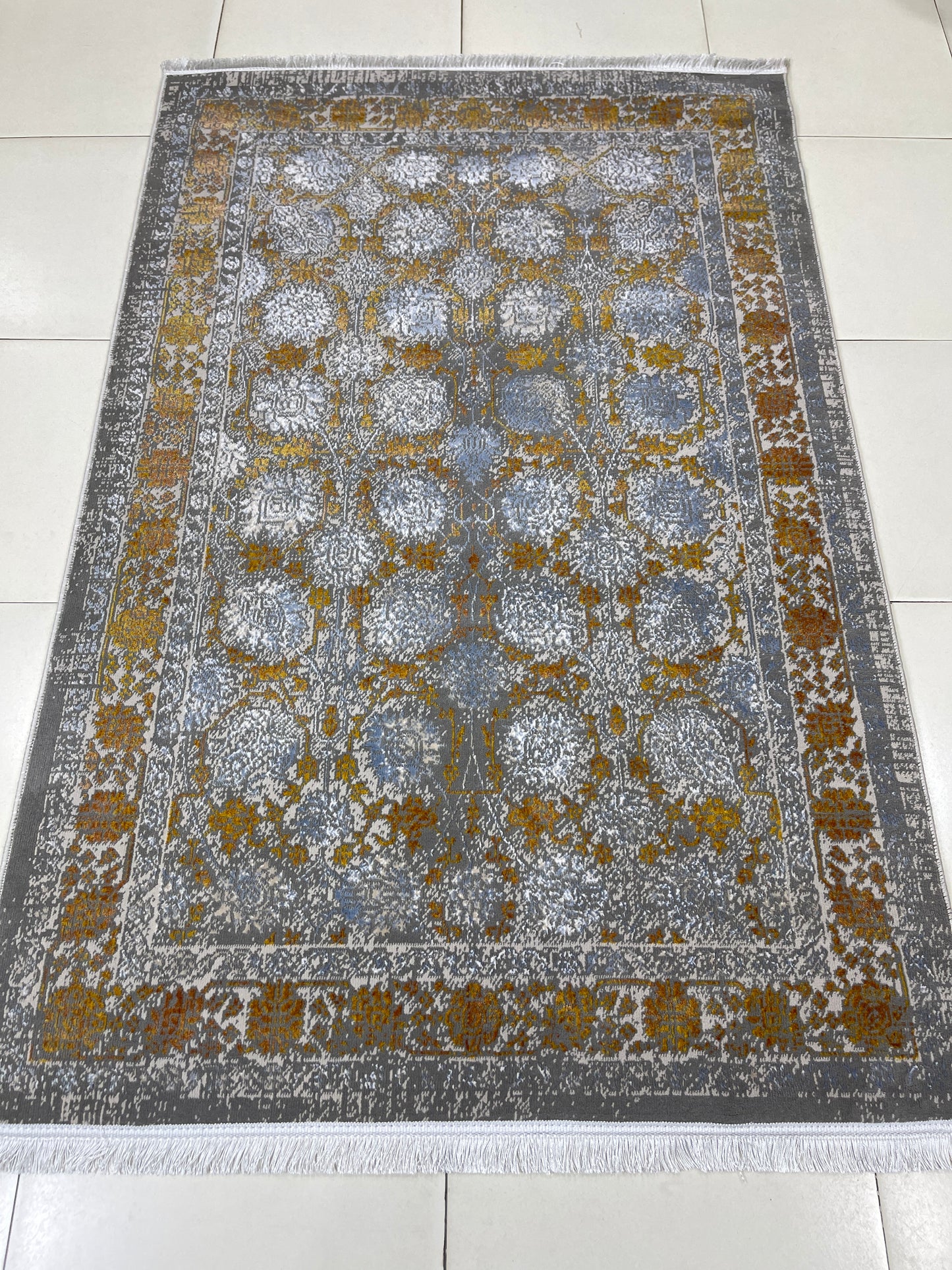 Irani viscose Rug , Woven Back
Article-317-Grey , Rust
Size : 3 ft width x 5 ft length (100 cm x 150cm)