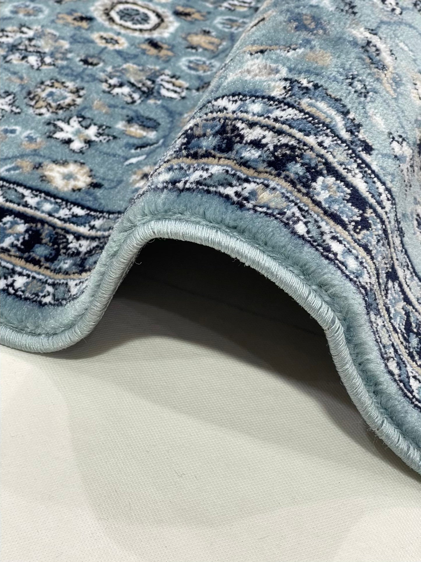 Allover Feroze Polypropylene Woven Rug. Size : 2.6 ft width x 6.6 ft length (80 cm x 200cm)