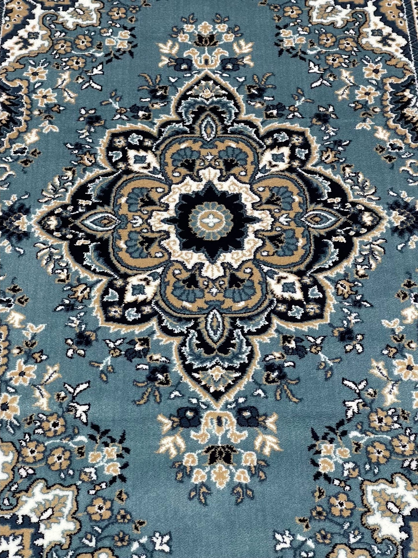Persian polypropylene Rug,back woven(Article-29-New Feroze)
Size : 5ft width x 7.3ft length (150cm x 220cm)