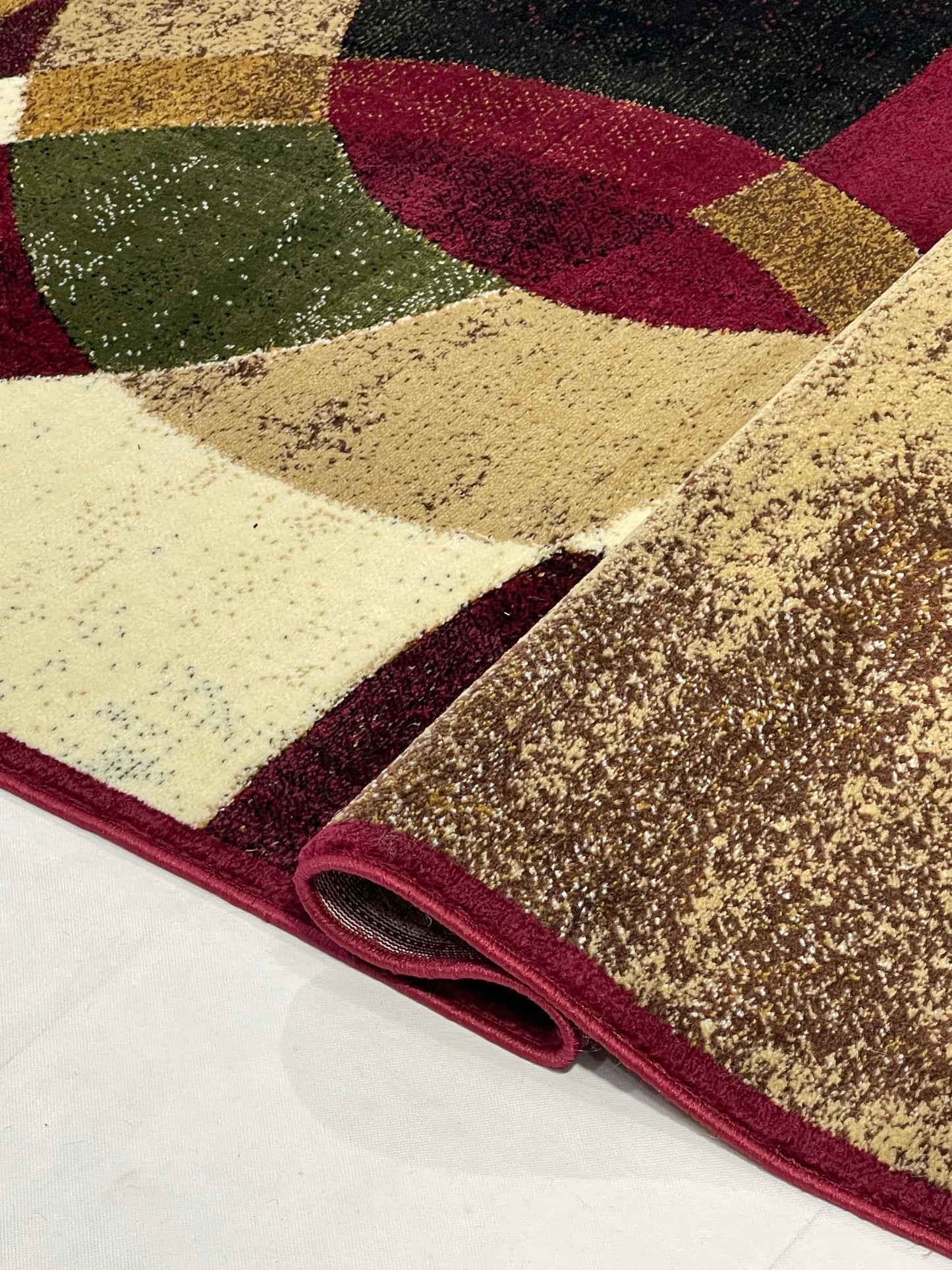 Modern polypropylene Rug,back woven(Article-1627-Red)
Size : 5ft width x 7.3ft length (150cm x 220cm)
