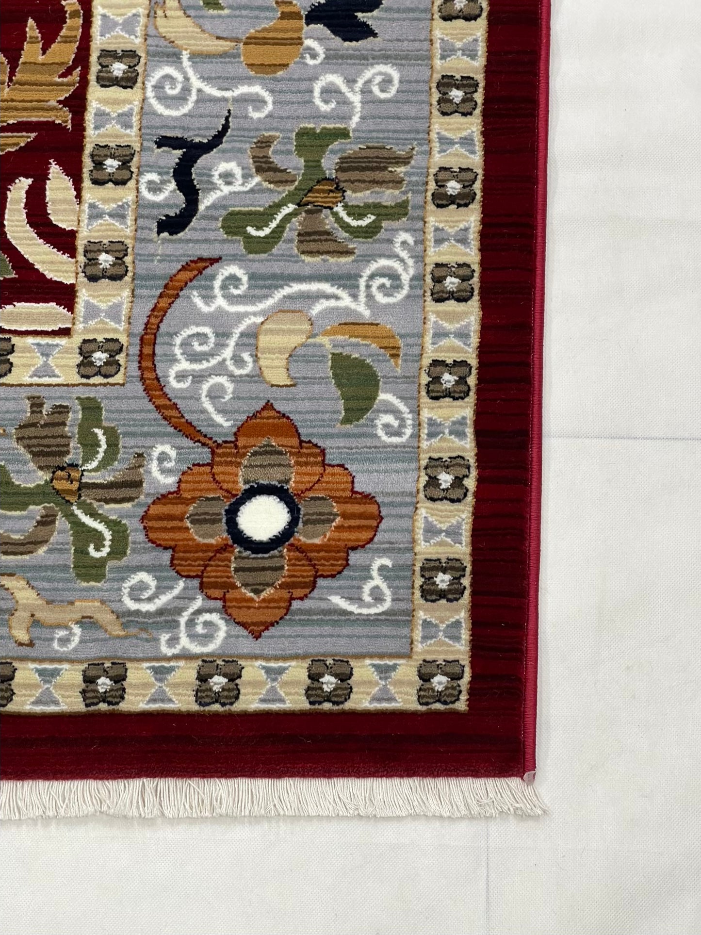 New Turkish Silk
Size : 5ft width x 7.10 length (160 cm x 230)
Article -101- Red