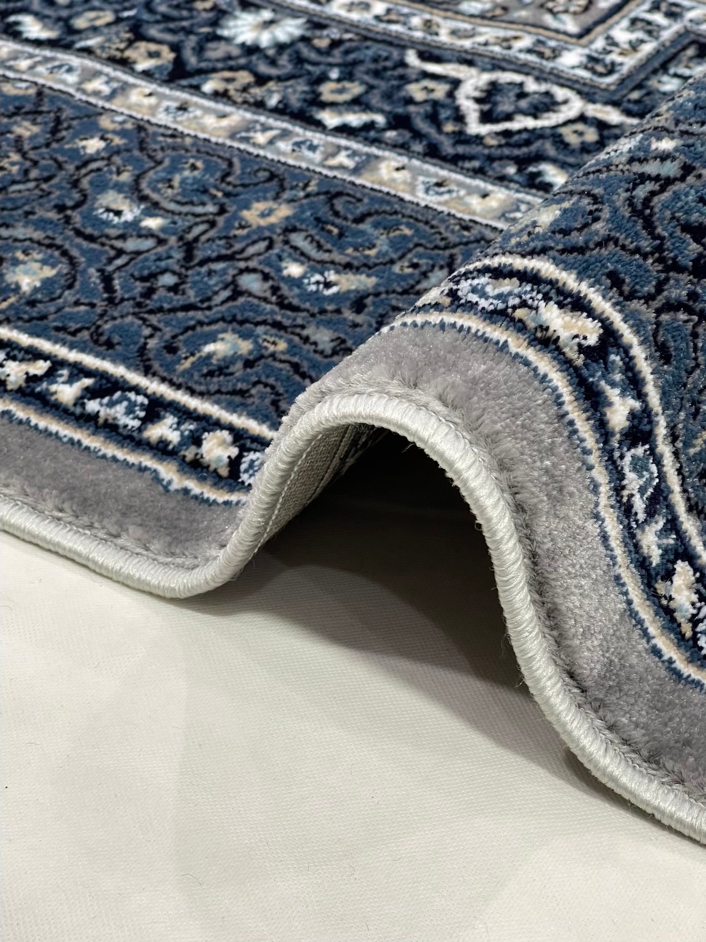 Persian polypropylene Rug,back woven(Article-23-Grey)
Size: 6.6 ft width x 9.6 ft length (200cm x 290cm)