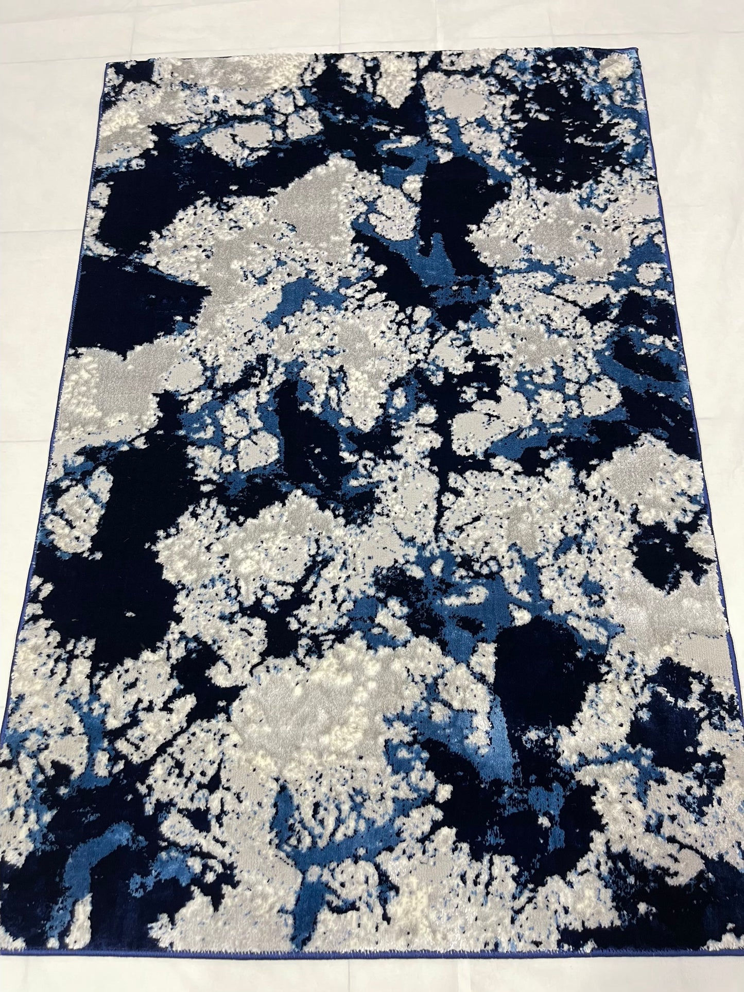 Turkish Top Quality Silk.(Article-1072-Blue) Size: 3 ft width x 5 ft length ( 100cm x 150cm)