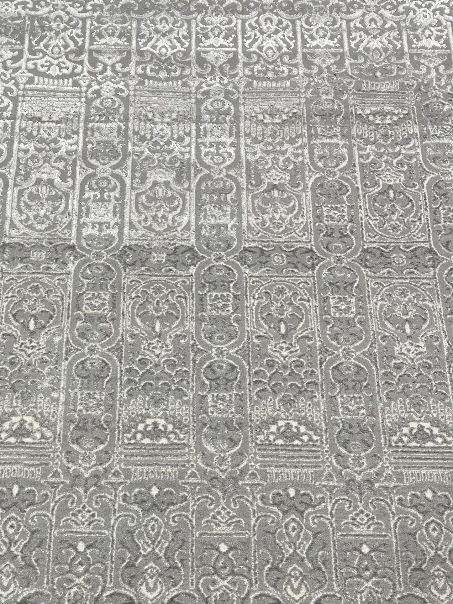 Turkish Polyester Silk.(Article-1673-grey ) Size : 6.6 ft width x 9.6 ft length ( 200 cm x 290 cm)