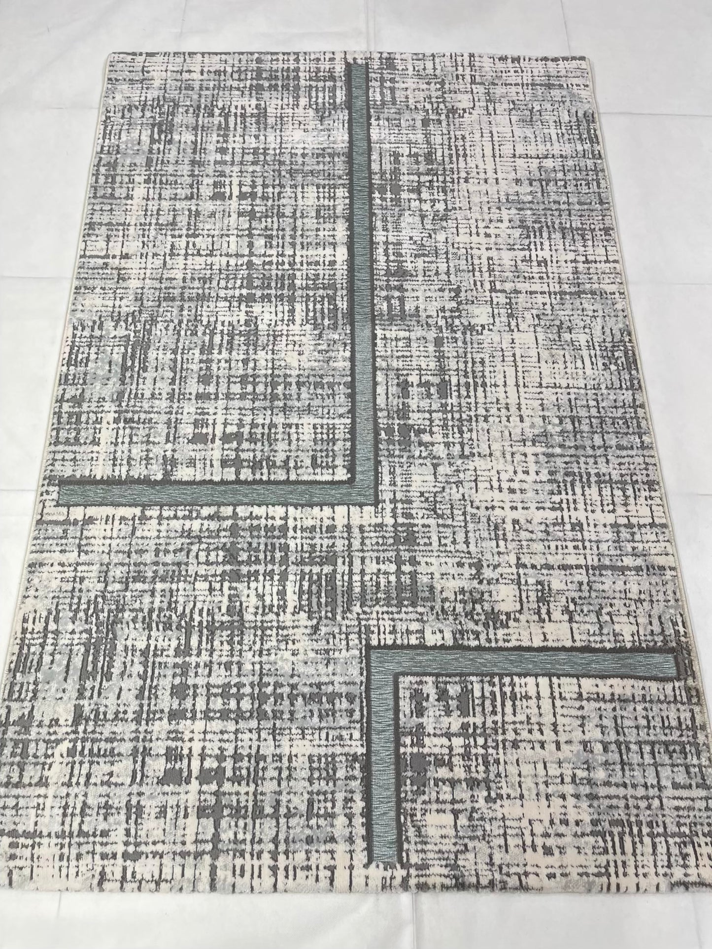 Irani viscose Rug , Woven Back Article-304-Off white , Grey Size : 3 ft width x 5 ft length (100 cm x 150cm)