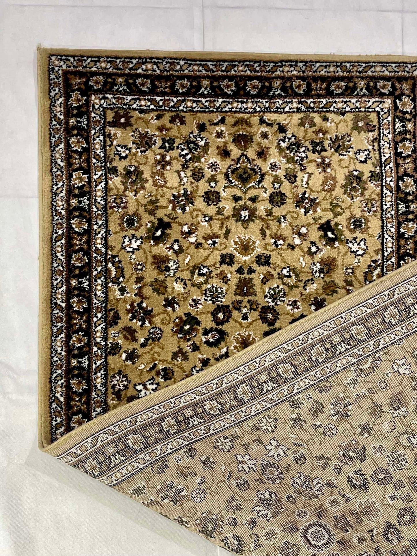 Allover Polypropylene Woven Rug.
Size : 2.6 ft width x 6.3 ft length
(80 cm x 200cm)
