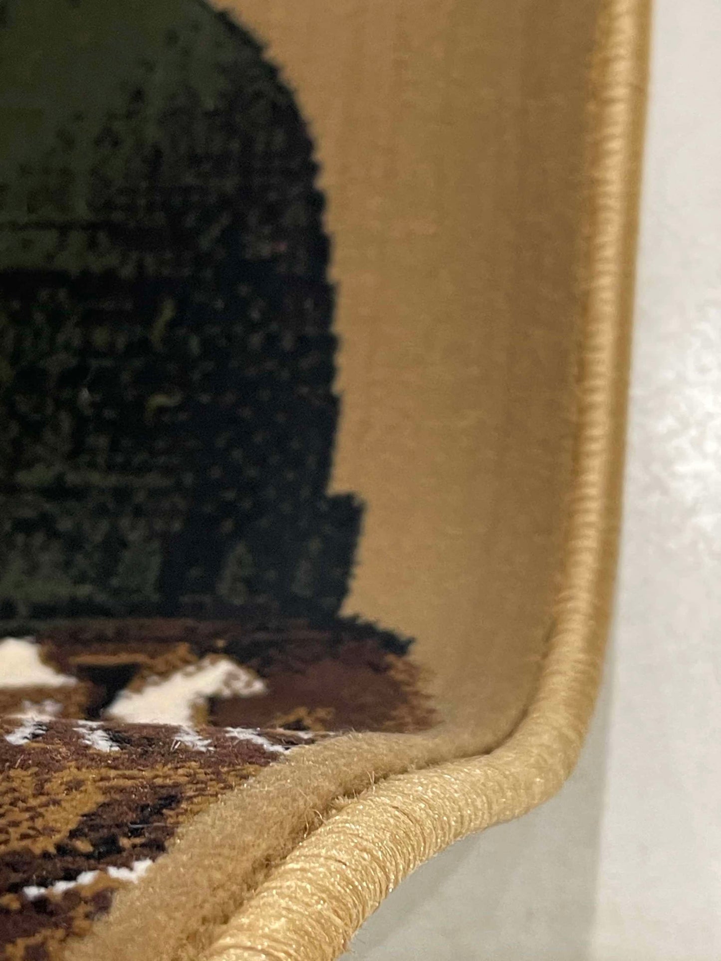 Wall Hanging .
Size : 40 cm width x 75 cm length