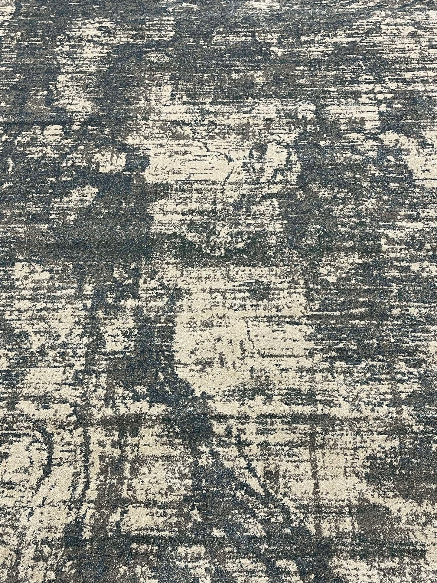 New Turkish Vintage Silky Woven Rug.
Article-1804-Grey & off white 
 Size : 5.3 ft width x 7.8 ft length
(160 cm x 230 cm)