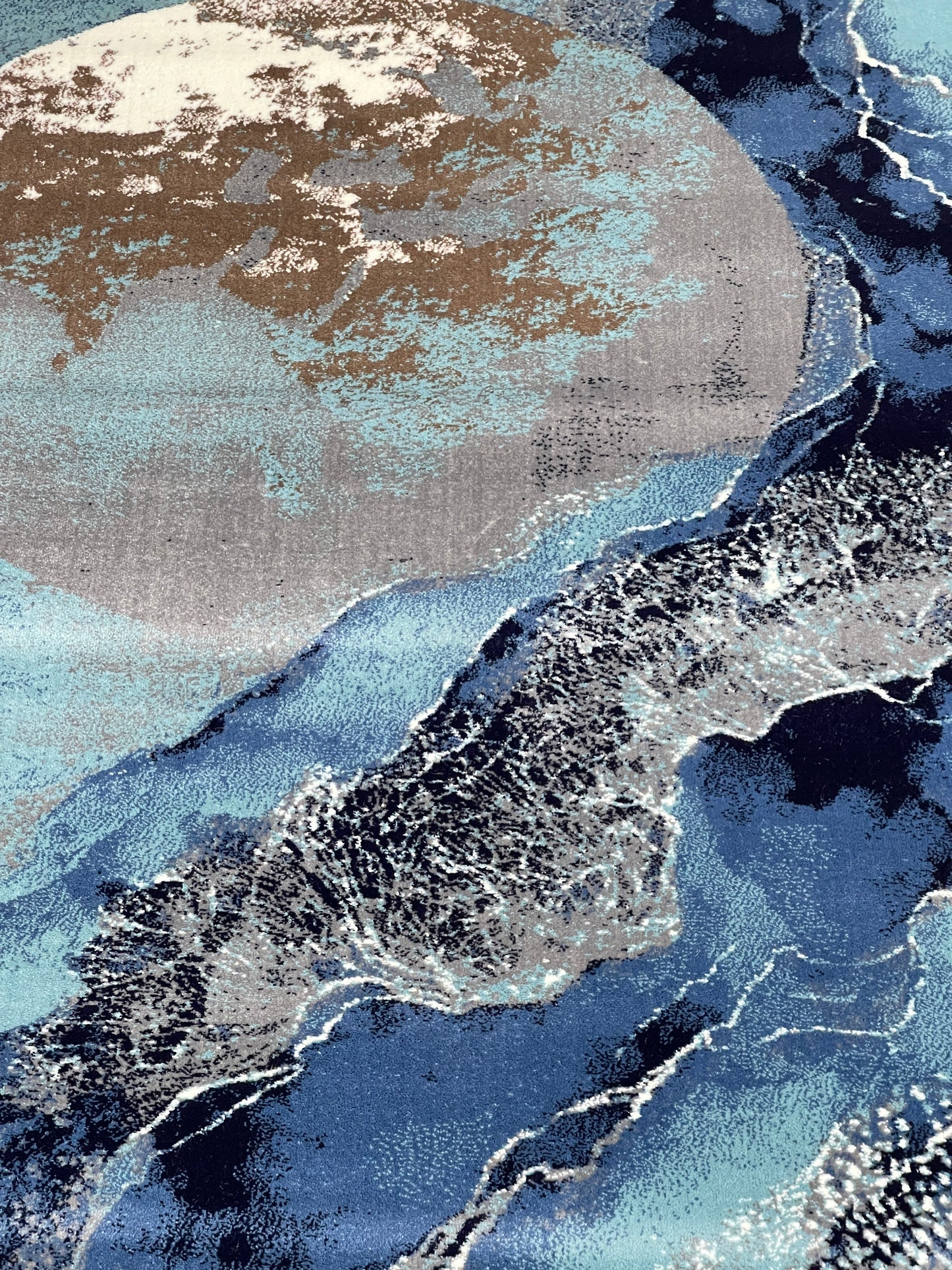 Modern polypropylene Rug,back woven(Article-124-Feroze)
Size : 6.6 ft width x 9.6 ft length (200cm x 290cm)