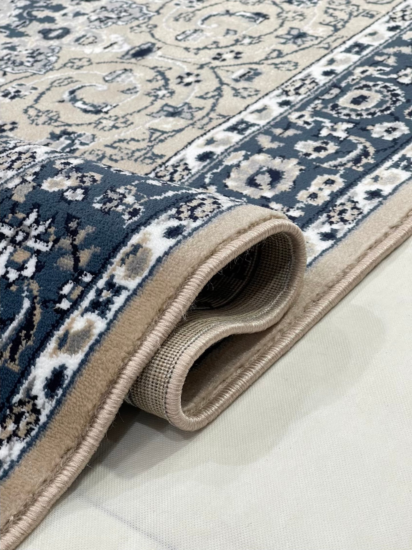 Persian polypropylene Rug,back woven(Article-25-Mink )
Size : 5ft width  x 7.3ft length (150cm x 220cm)