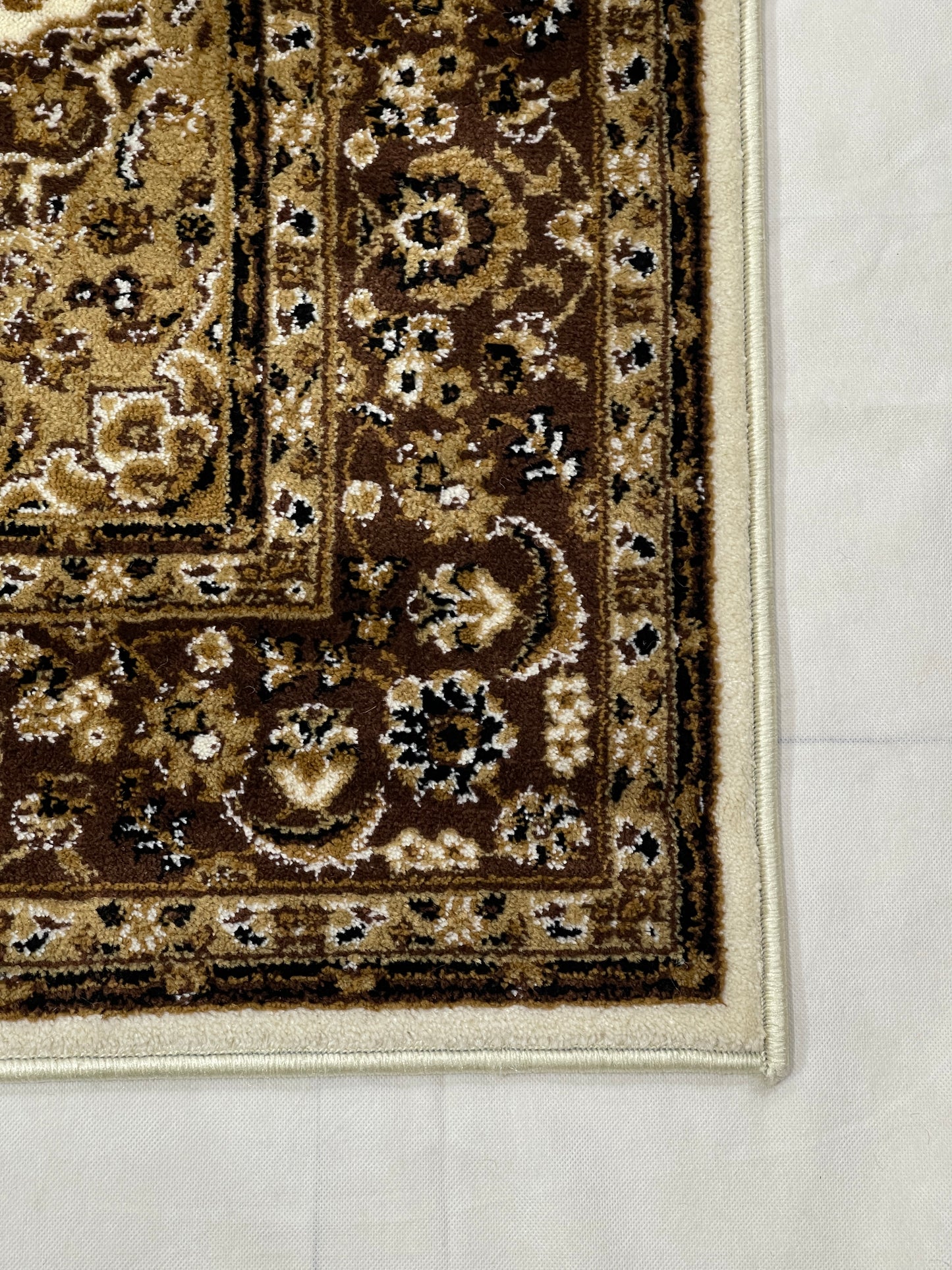 Persian polypropylene Rug,back woven(Article-19-Off White)
Size : 5ft width  x 7.3ft length (150cm x 220cm)
