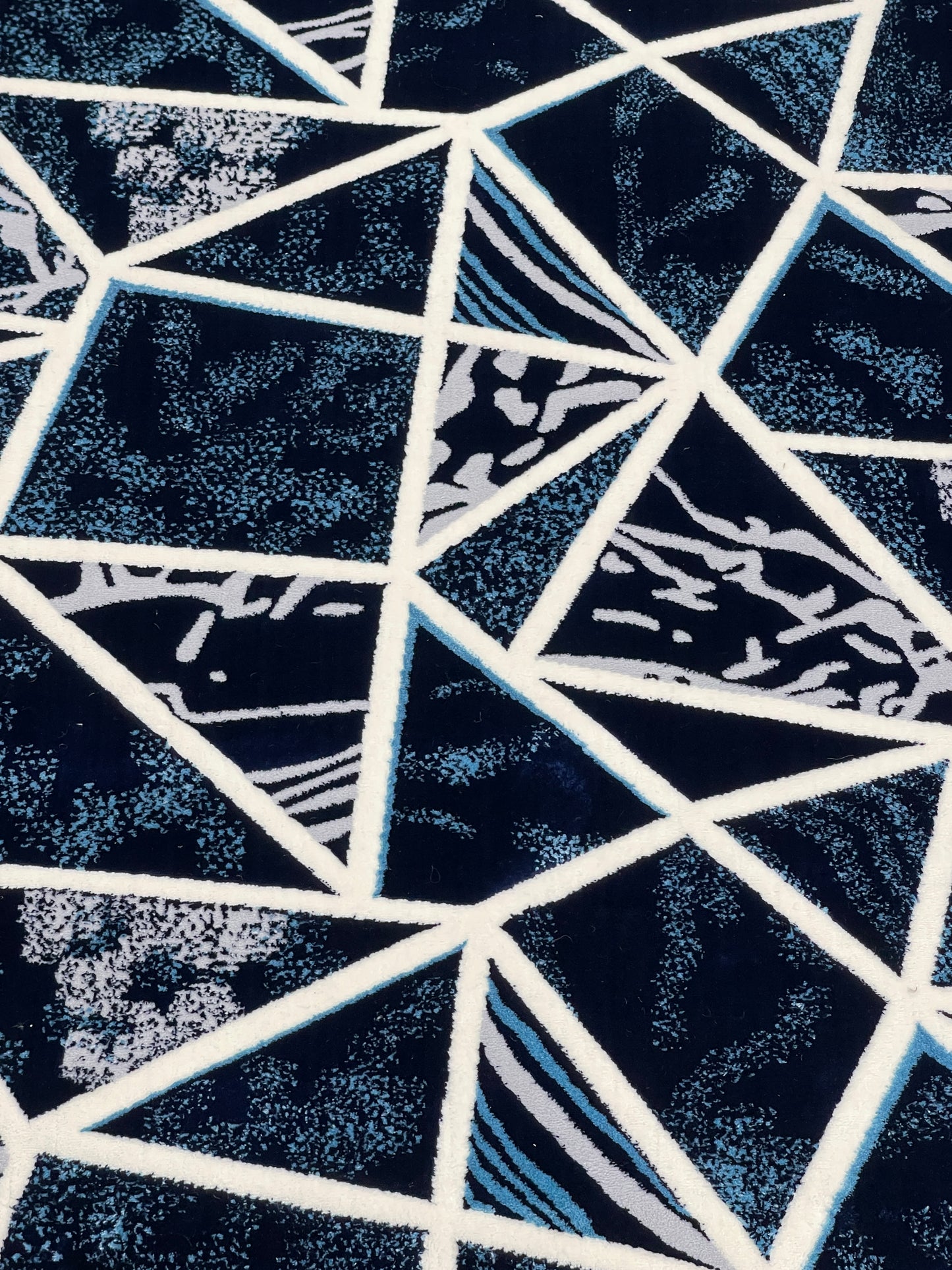 Polyester Silk.(Article-1631-Dark Blue)
Size : 6.6 ft width x 9.6 ft length ( 200 cm x 290 cm)