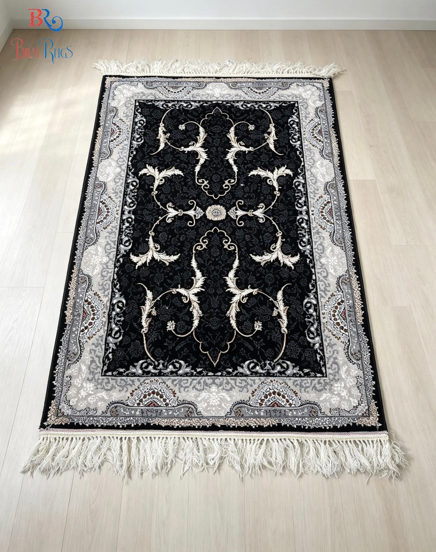 Irani  Acrylic 700 Reeds
Article -205-Black
Size : 3 ft width x 5 ft length (100cm x 150cm)