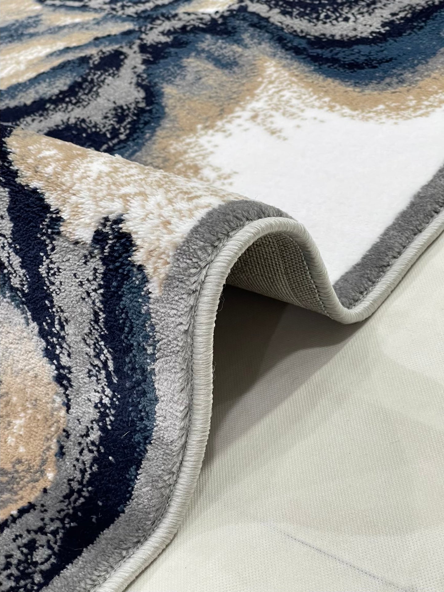 Modern polypropylene Rug,back woven(Article-6774-Grey ) Size : 5ft width  x 7.3ft length (150cm x 220cm)