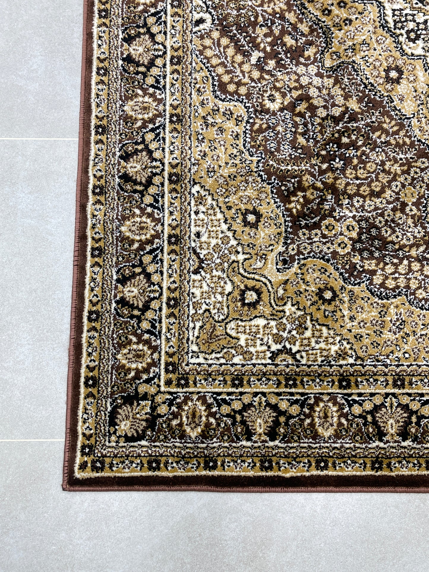 Persian polypropylene Rug,back woven(Article-25-Brown)
Size : 5ft width  x 7.3ft length (150cm x 220cm)