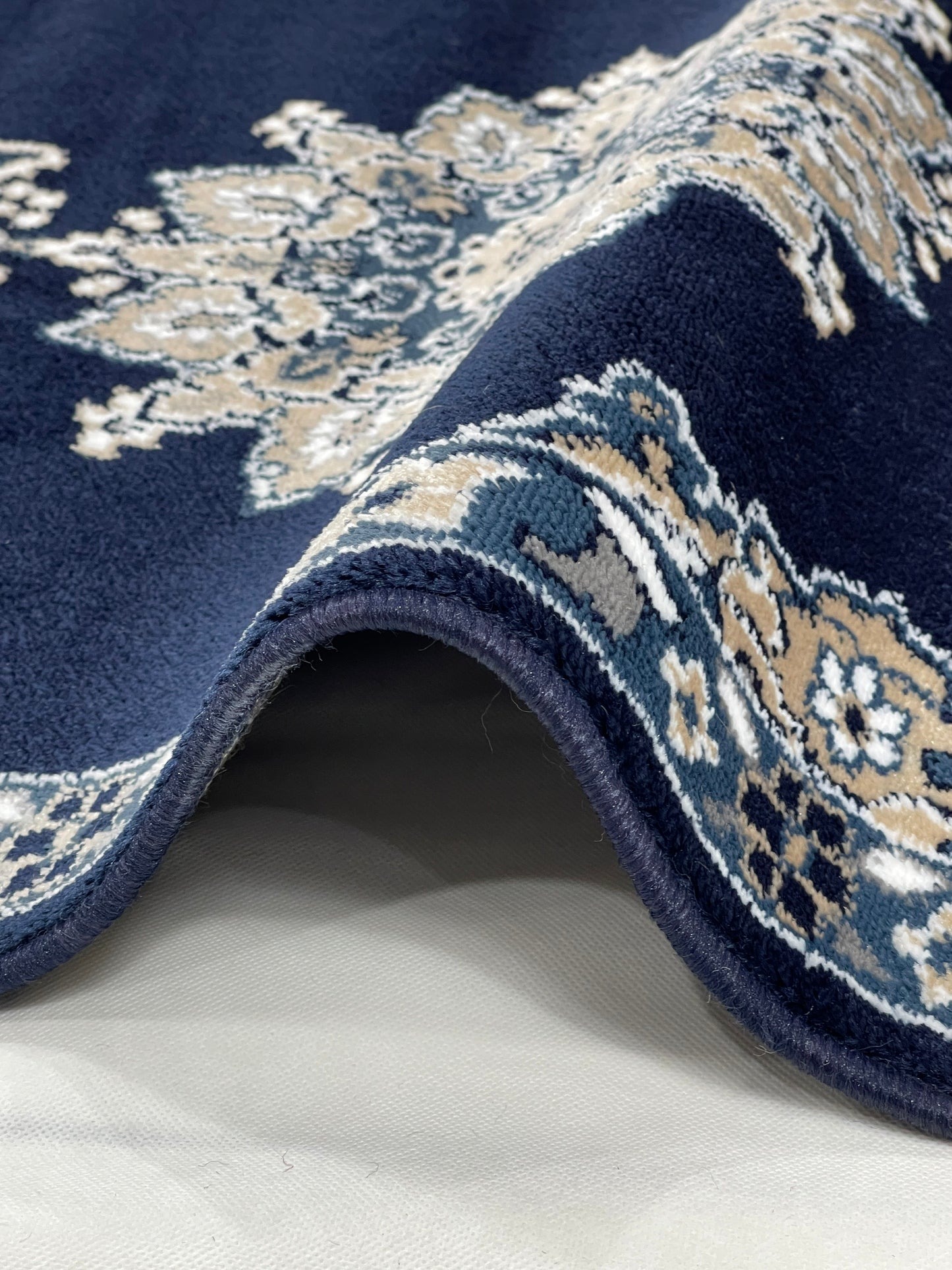 Blue Persian Polypropylene Woven Rug.
 Size : 2.6 ft width x 6.6 ft length
 (80 cm x 200cm)