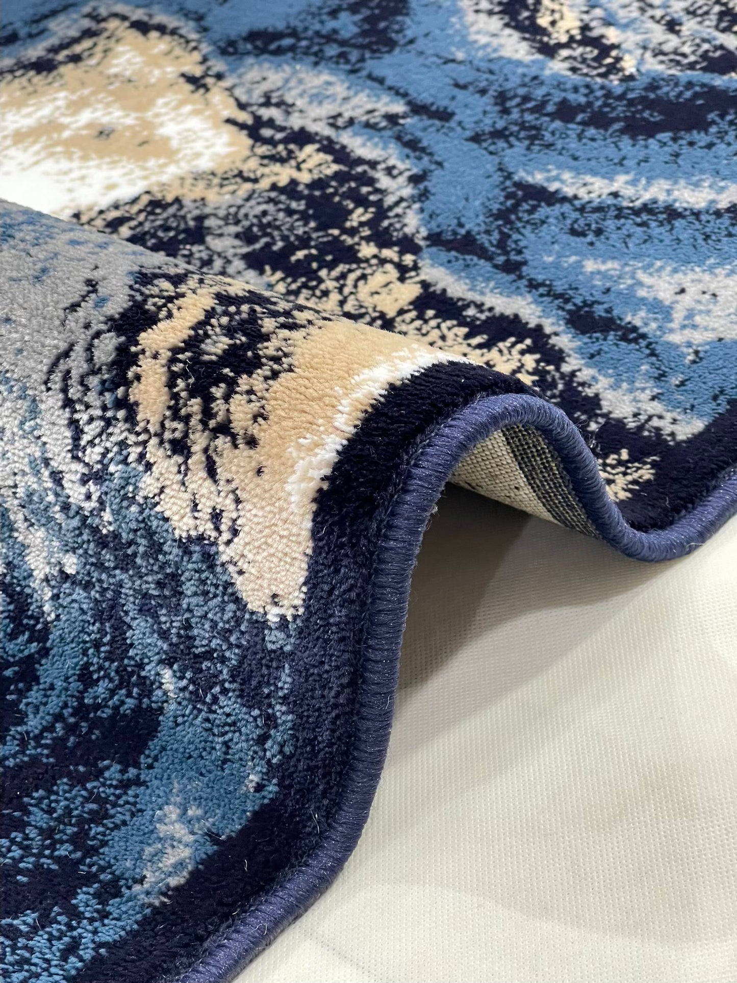 Modern polypropylene Rug,back woven(Article-6752-Blue ) Size : 5ft width  x 7.3ft length (150cm x 220cm)