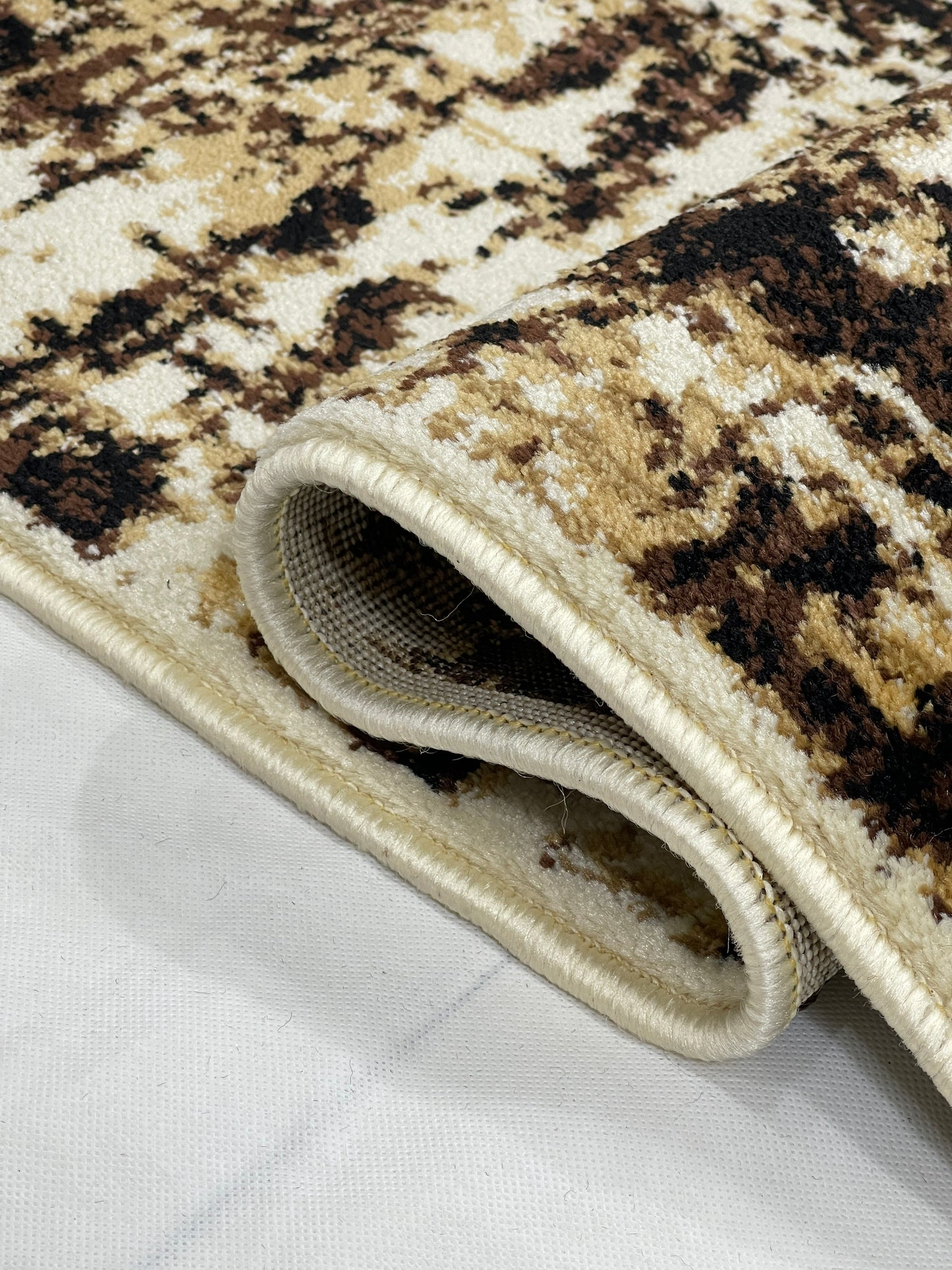 Modern polypropylene Rug,back woven(Article-664-Off white)