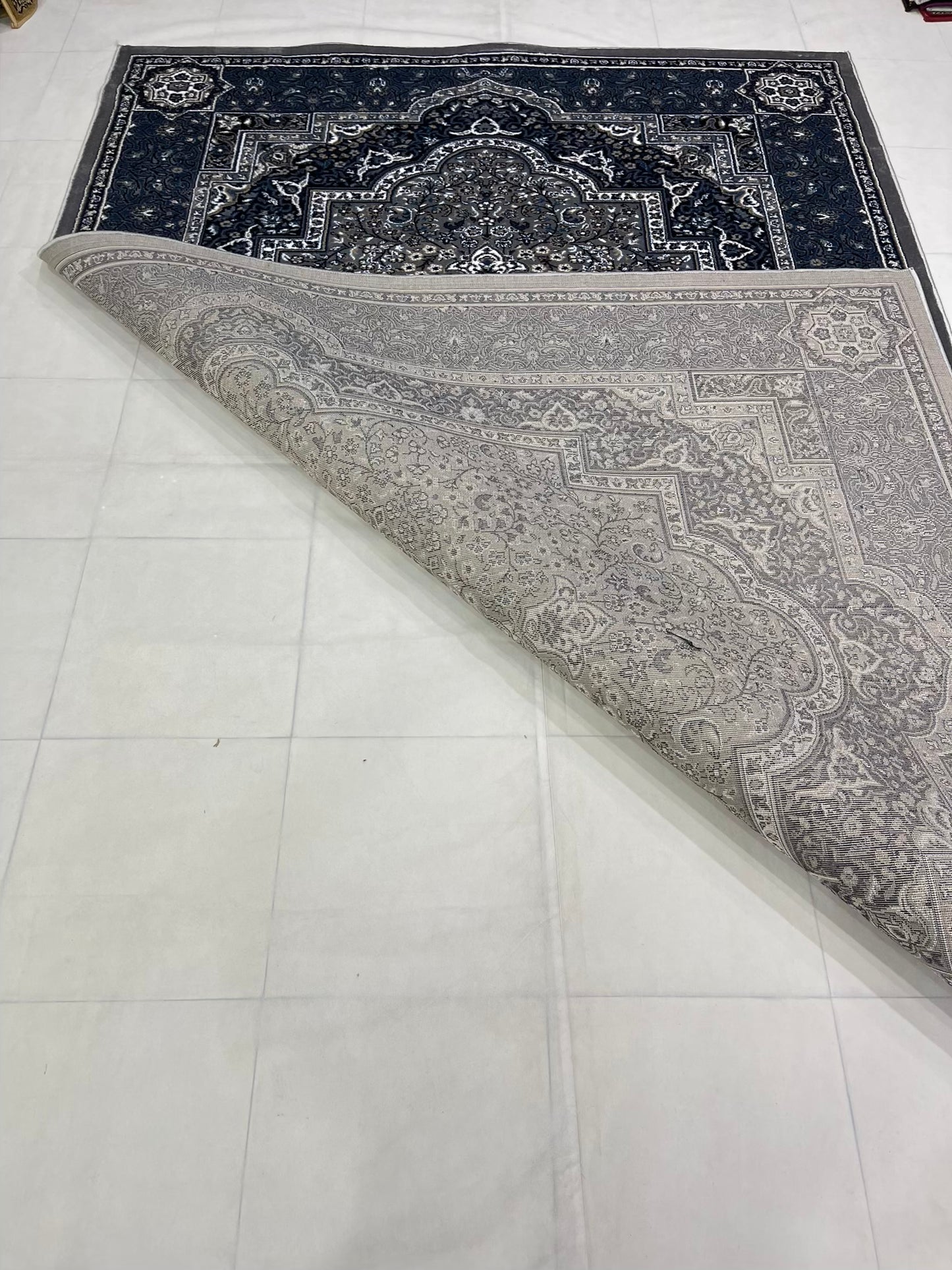 Persian polypropylene Rug,back woven(Article-23-Grey)
Size: 6.6 ft width x 9.6 ft length (200cm x 290cm)