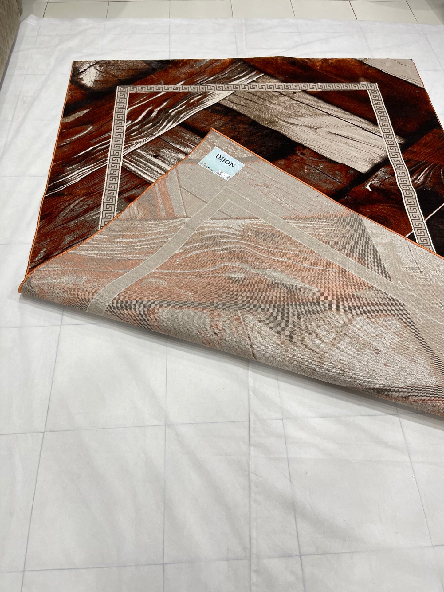 Turkish Top Quality Silk.(Article-1081-Rust ) Size: 6.6 ft width x 9.6 ft length (200cm x 290cm)