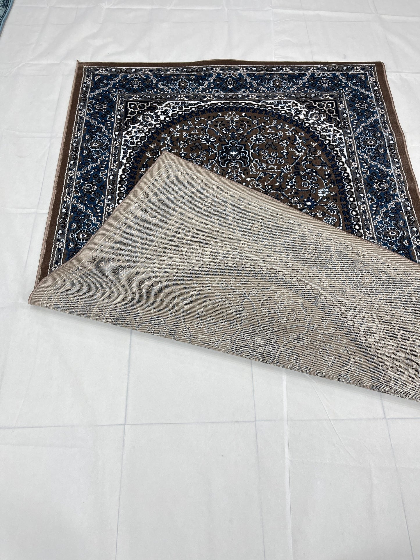 Persian  Polypropylene Rug,back woven(Article-22-Mink)
Size : 5ft width  x 7.3ft length (150cm x 220cm)